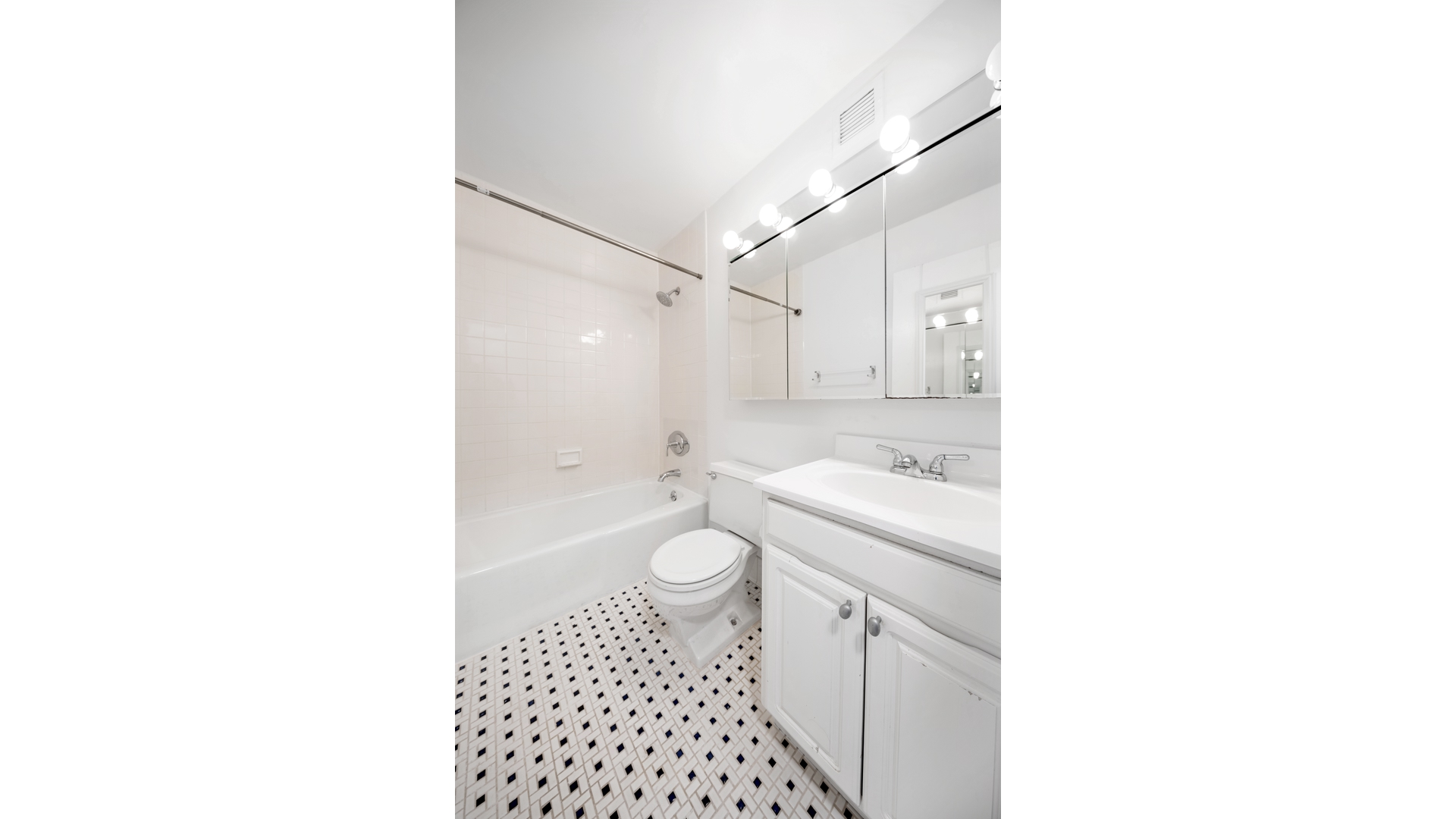 275 West 96th Street 6P Upper West Side New York NY 10025