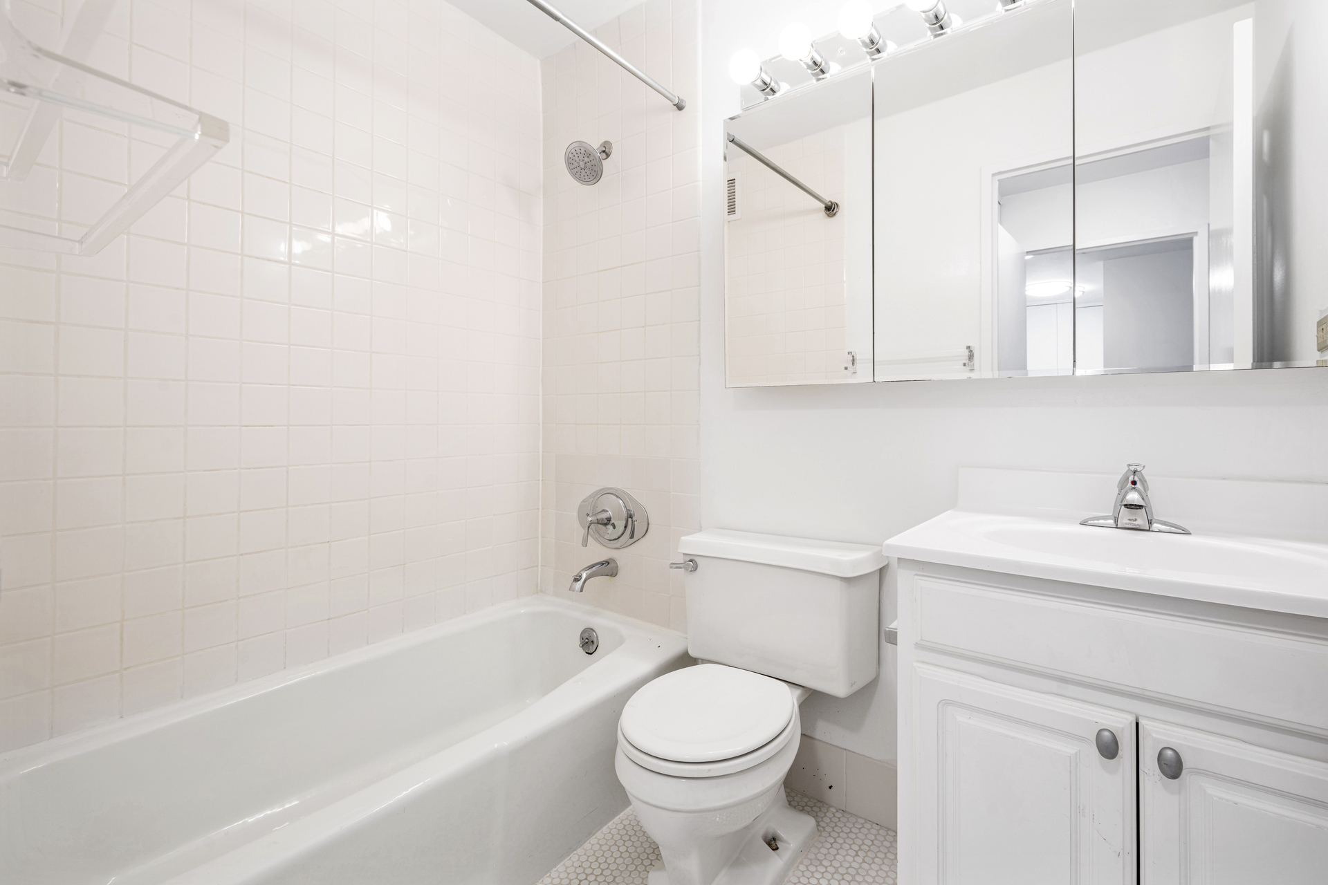 275 West 96th Street 6P Upper West Side New York NY 10025