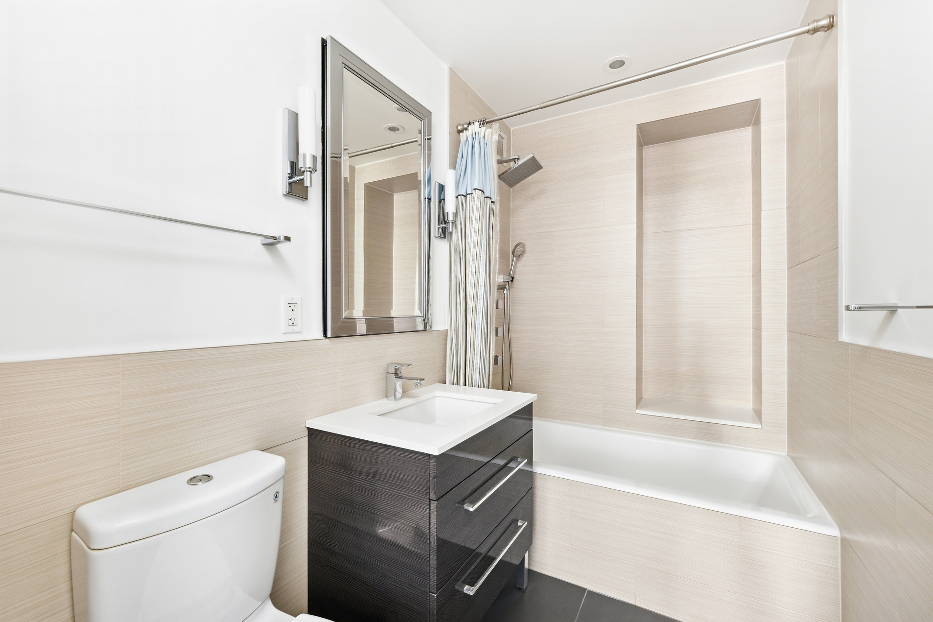 2 Columbus Avenue 15A Lincoln Square New York NY 10024
