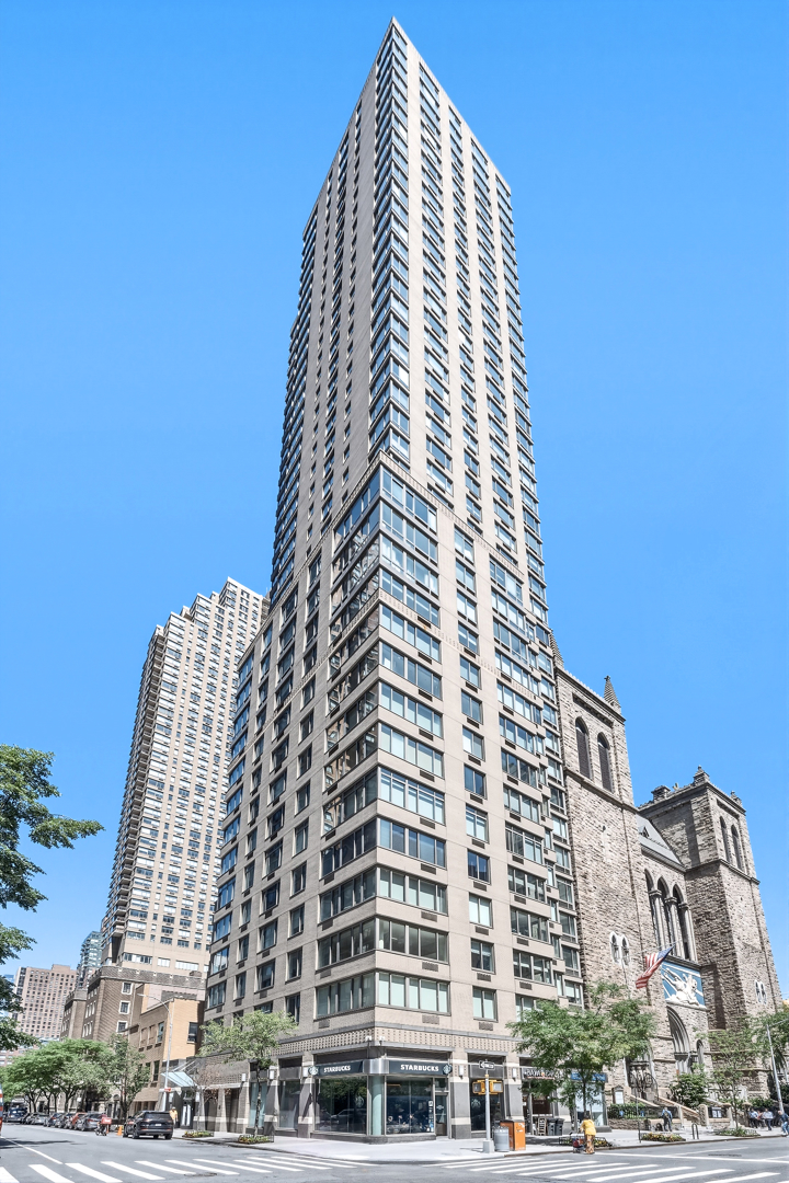 2 Columbus Avenue 15A Lincoln Square New York NY 10024
