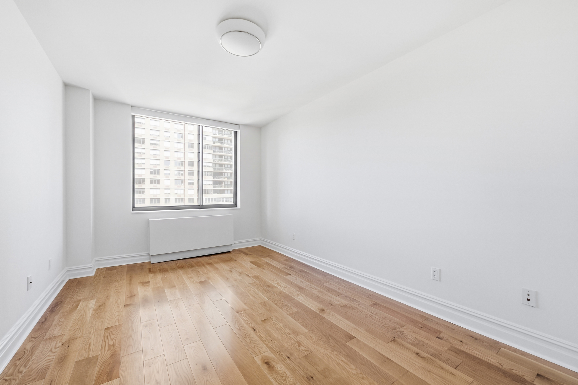 2 Columbus Avenue 15A Lincoln Square New York NY 10024