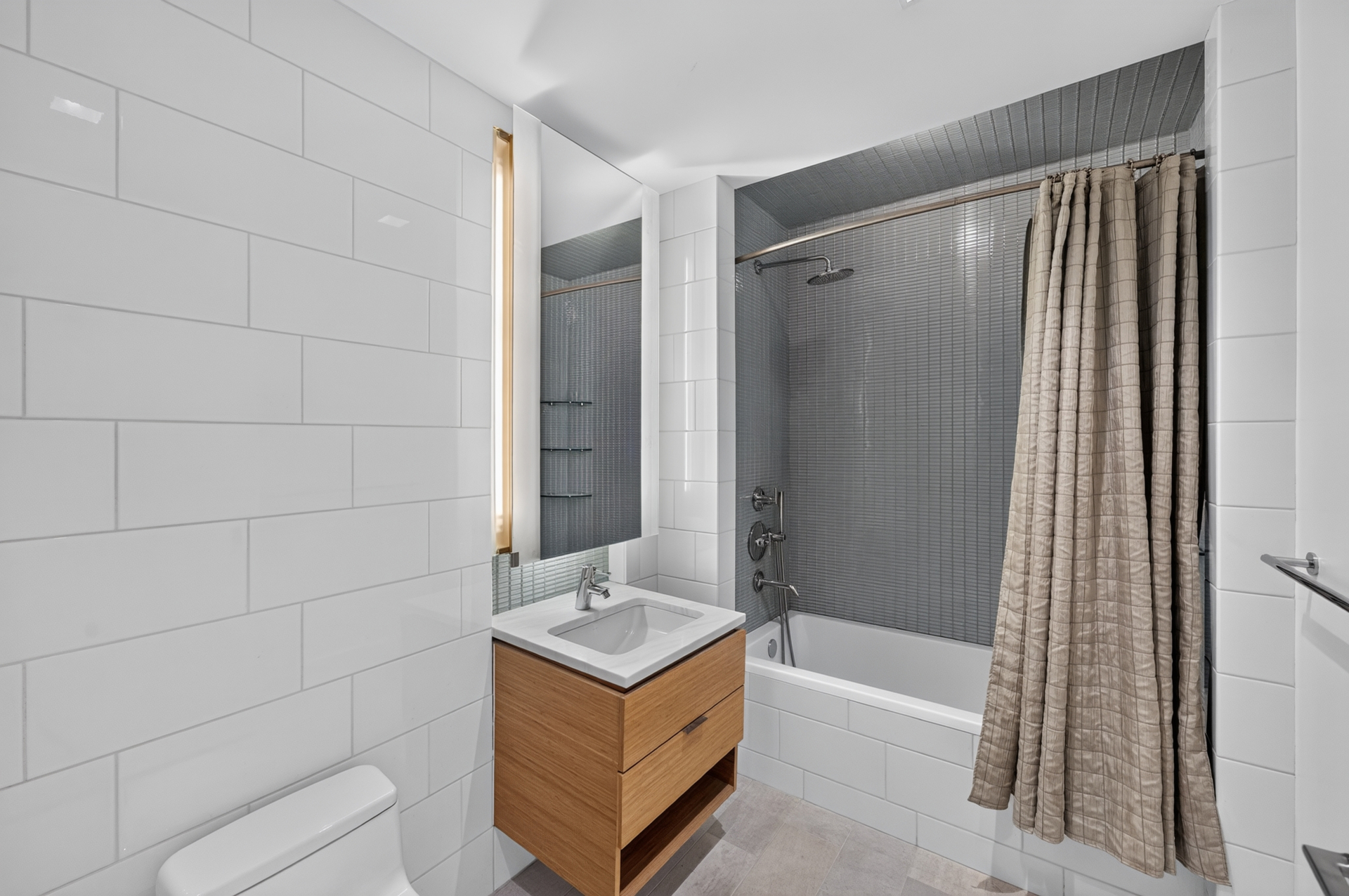 303 East 33rd Street 3G Kips Bay New York NY 10016