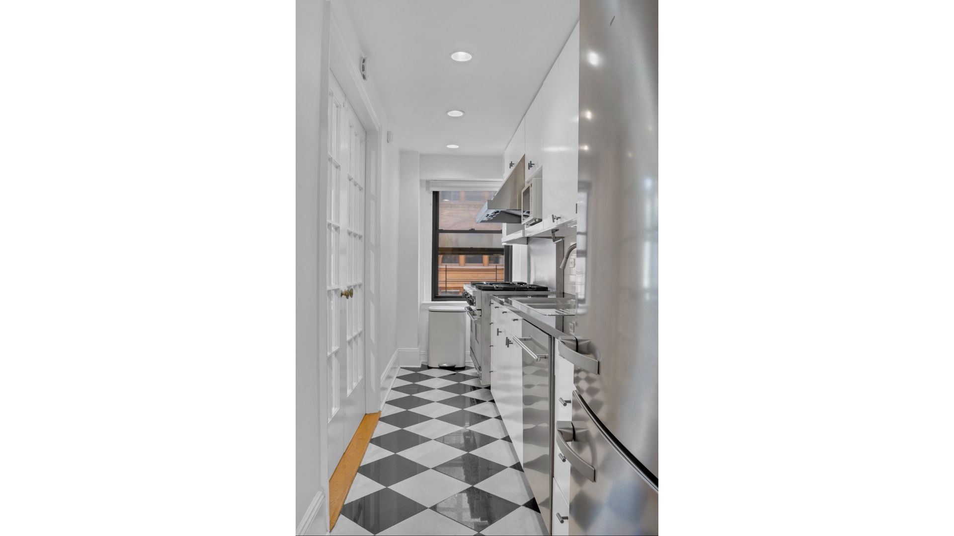 162 West 56th Street Midtown West New York NY 10019