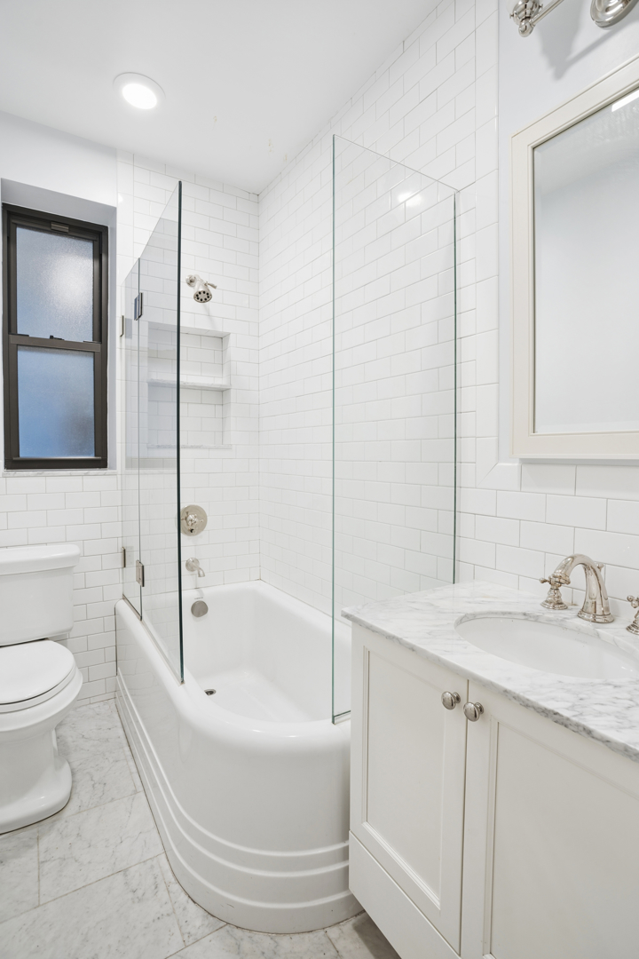 193 Second Avenue 6 E. Greenwich Village New York NY 10003