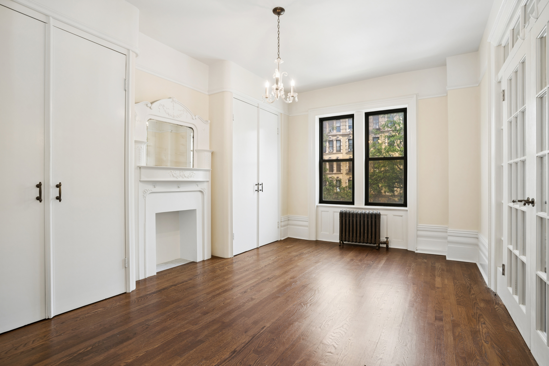 193 Second Avenue 6 E. Greenwich Village New York NY 10003