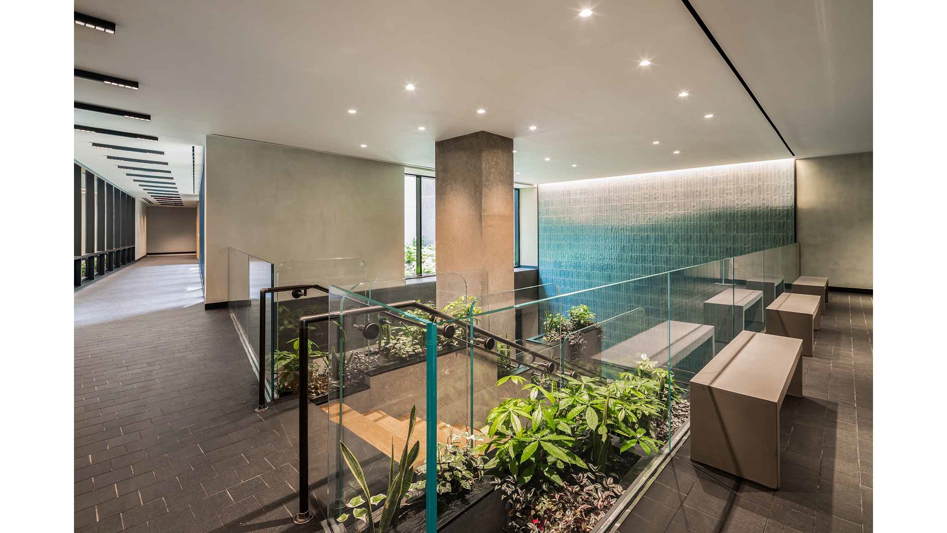 77 Charlton Street S12D Soho New York NY 10014