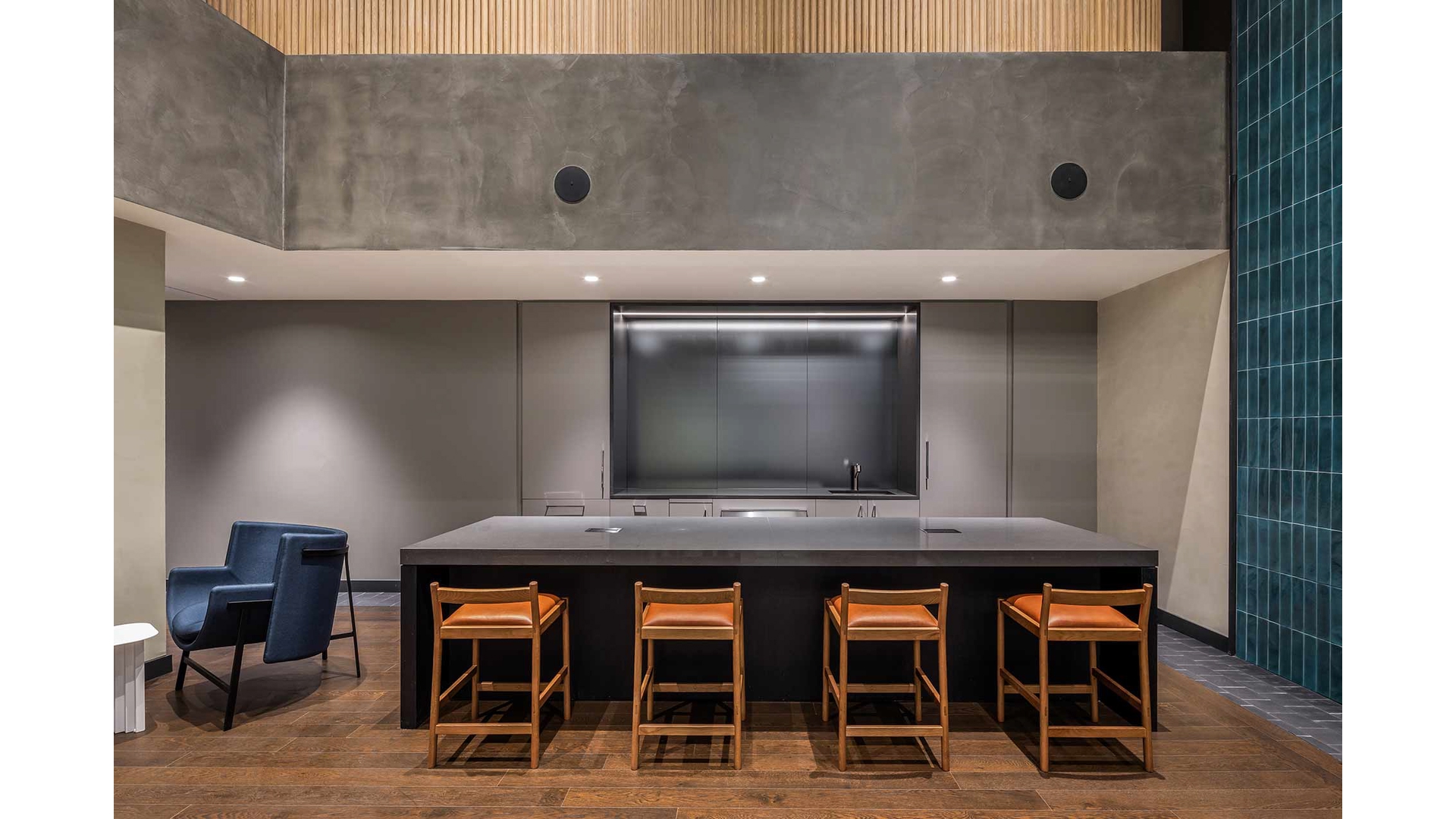 77 Charlton Street S12D Soho New York NY 10014