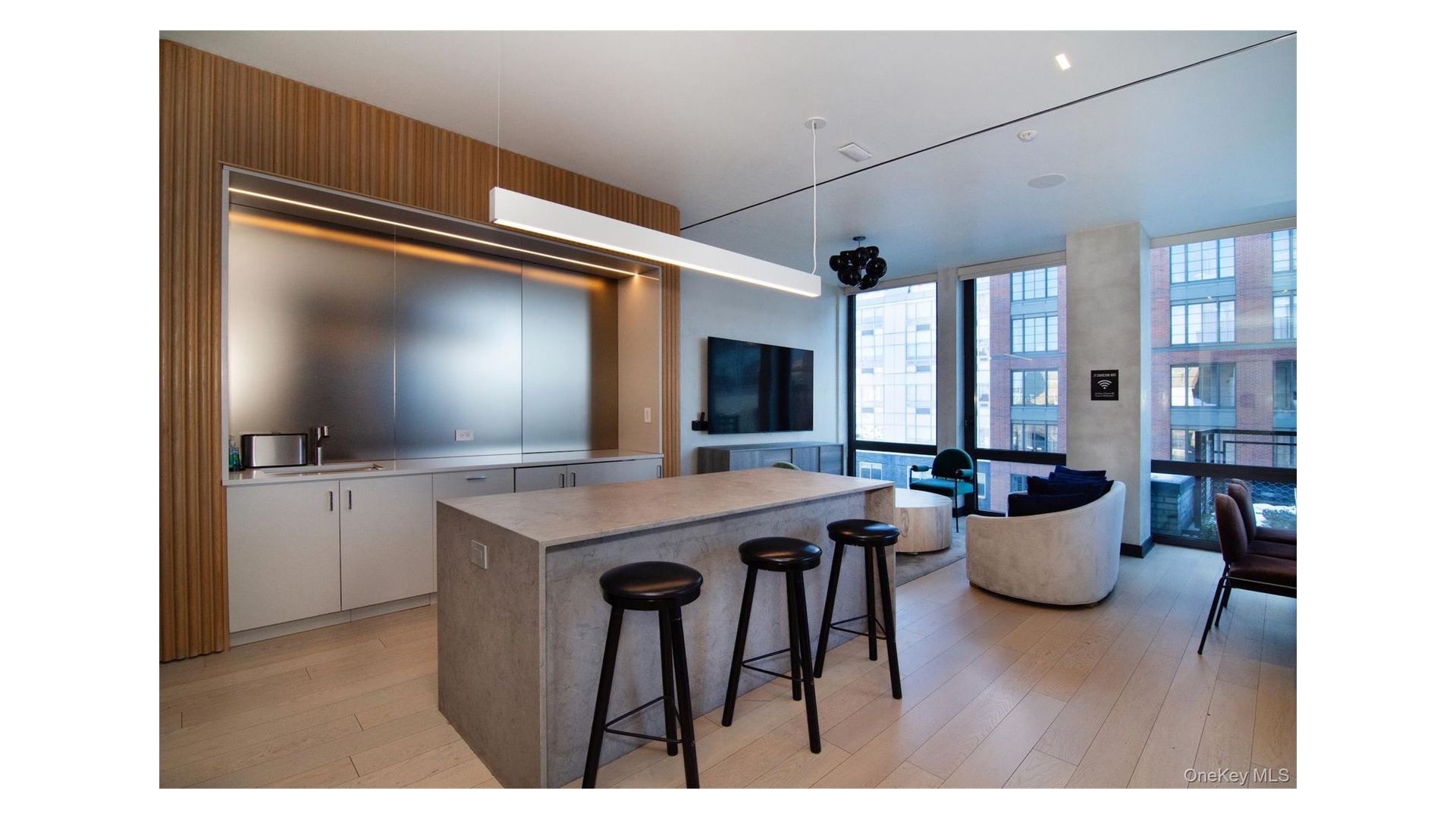 77 Charlton Street S12D Soho New York NY 10014