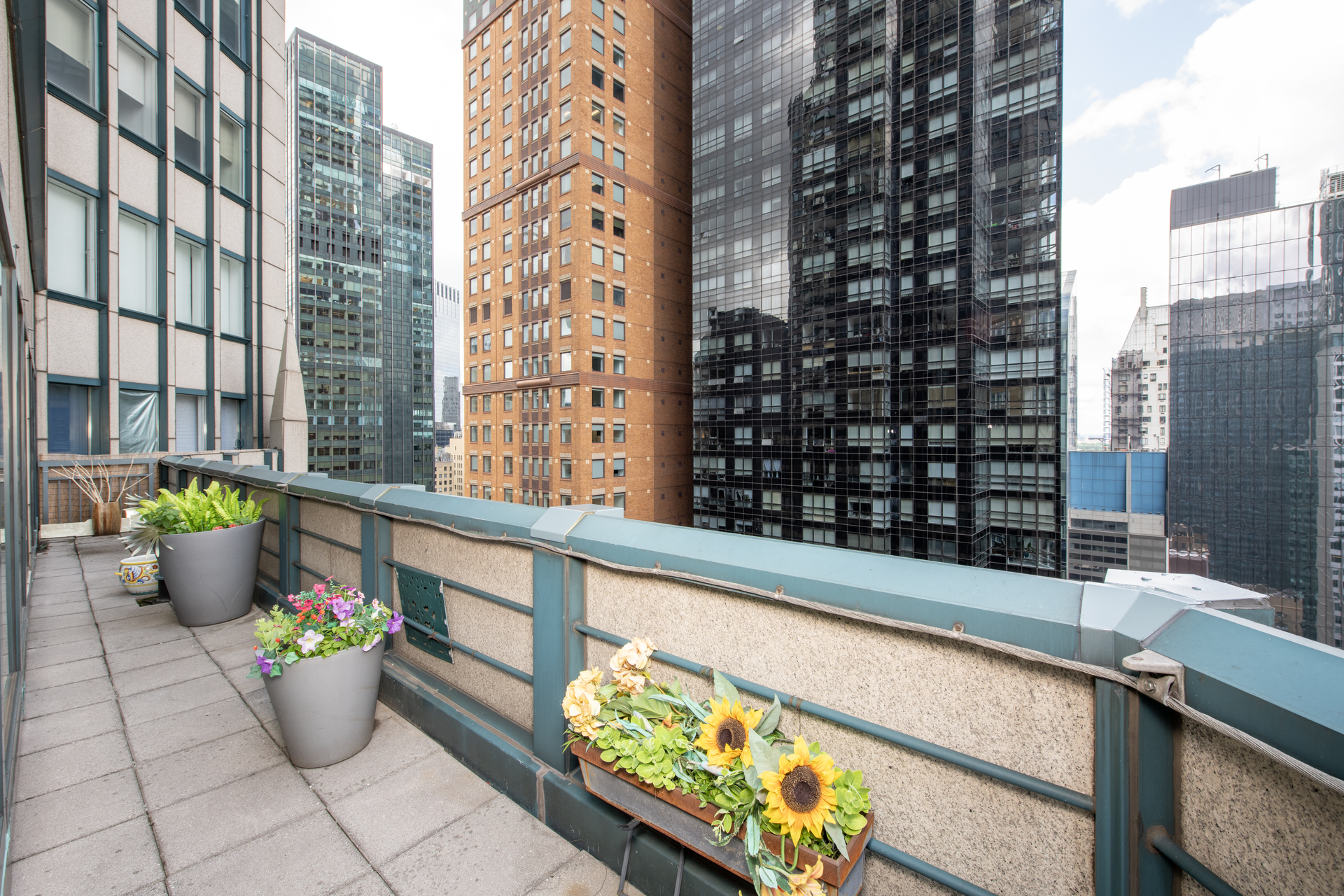 150 West 56th Street 2802 Midtown West New York NY 10019