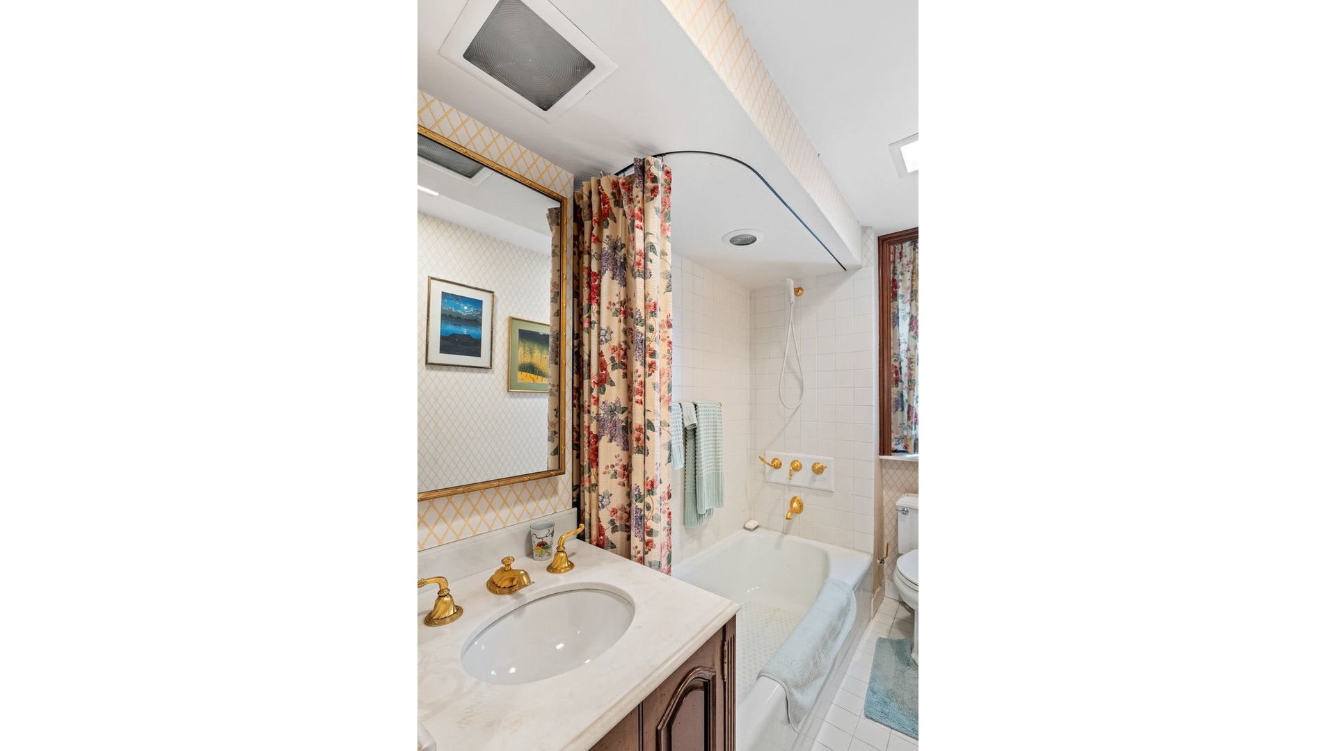 30 Beekman Place 8D Beekman Place New York NY 10022