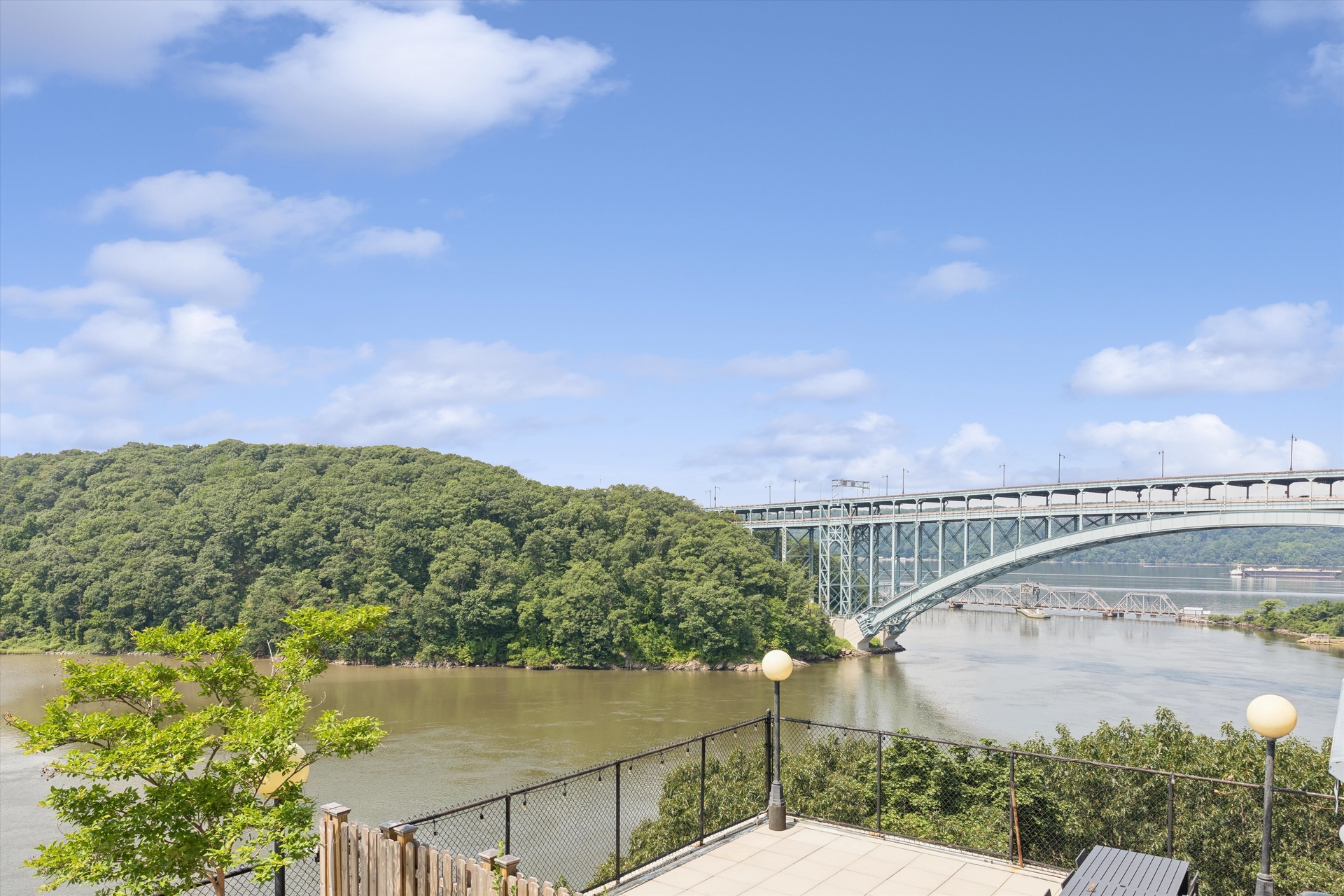 2400 Johnson Avenue 2D Riverdale Bronx NY 10463