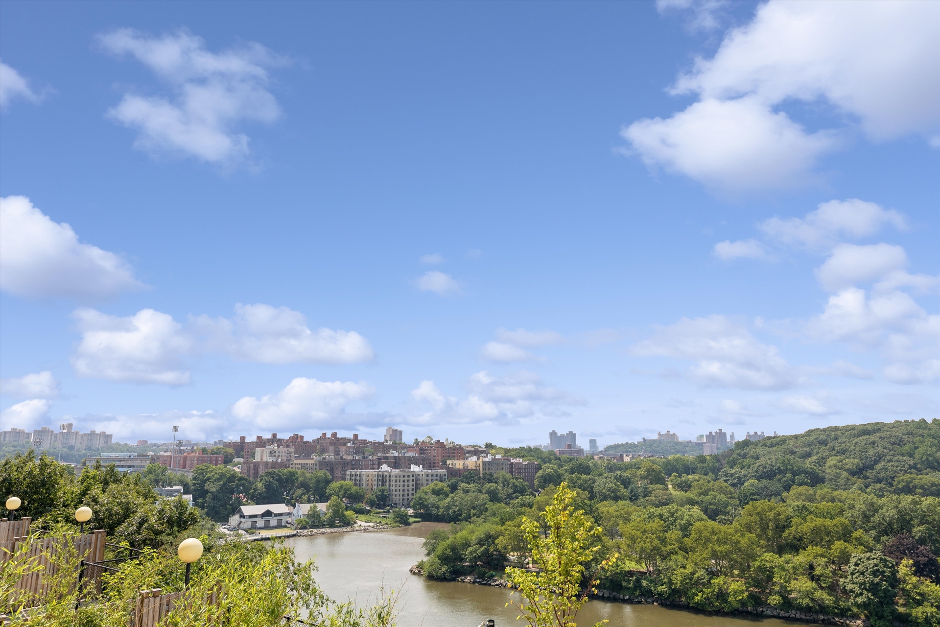2400 Johnson Avenue 2D Riverdale Bronx NY 10463