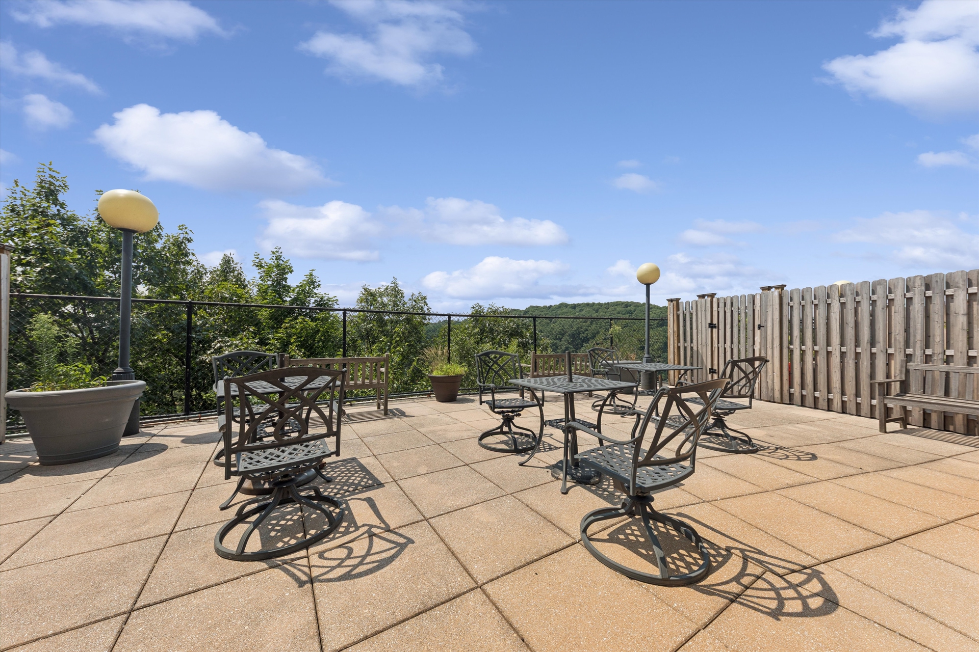 2400 Johnson Avenue 2D Riverdale Bronx NY 10463