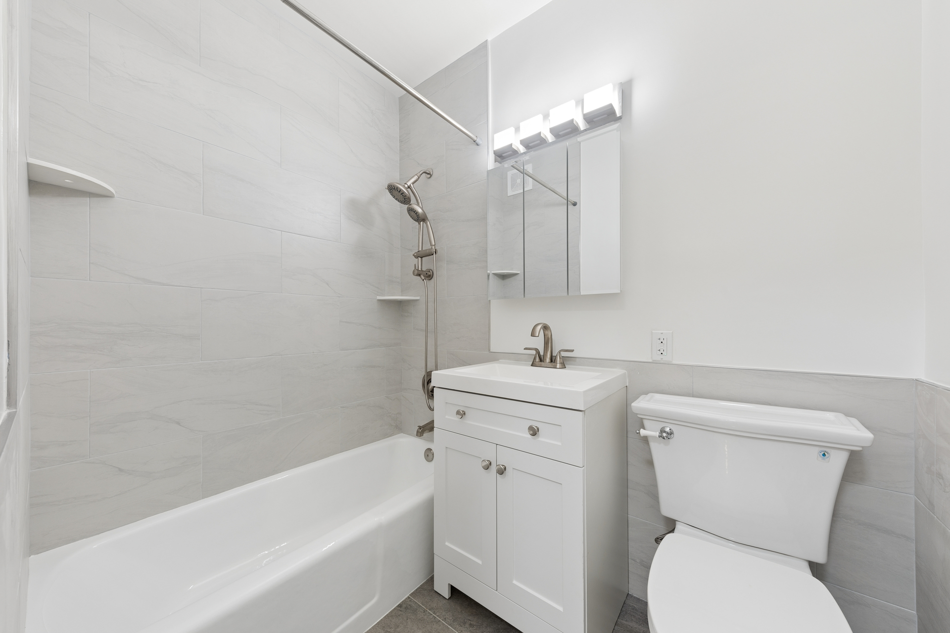 2400 Johnson Avenue 2D Riverdale Bronx NY 10463