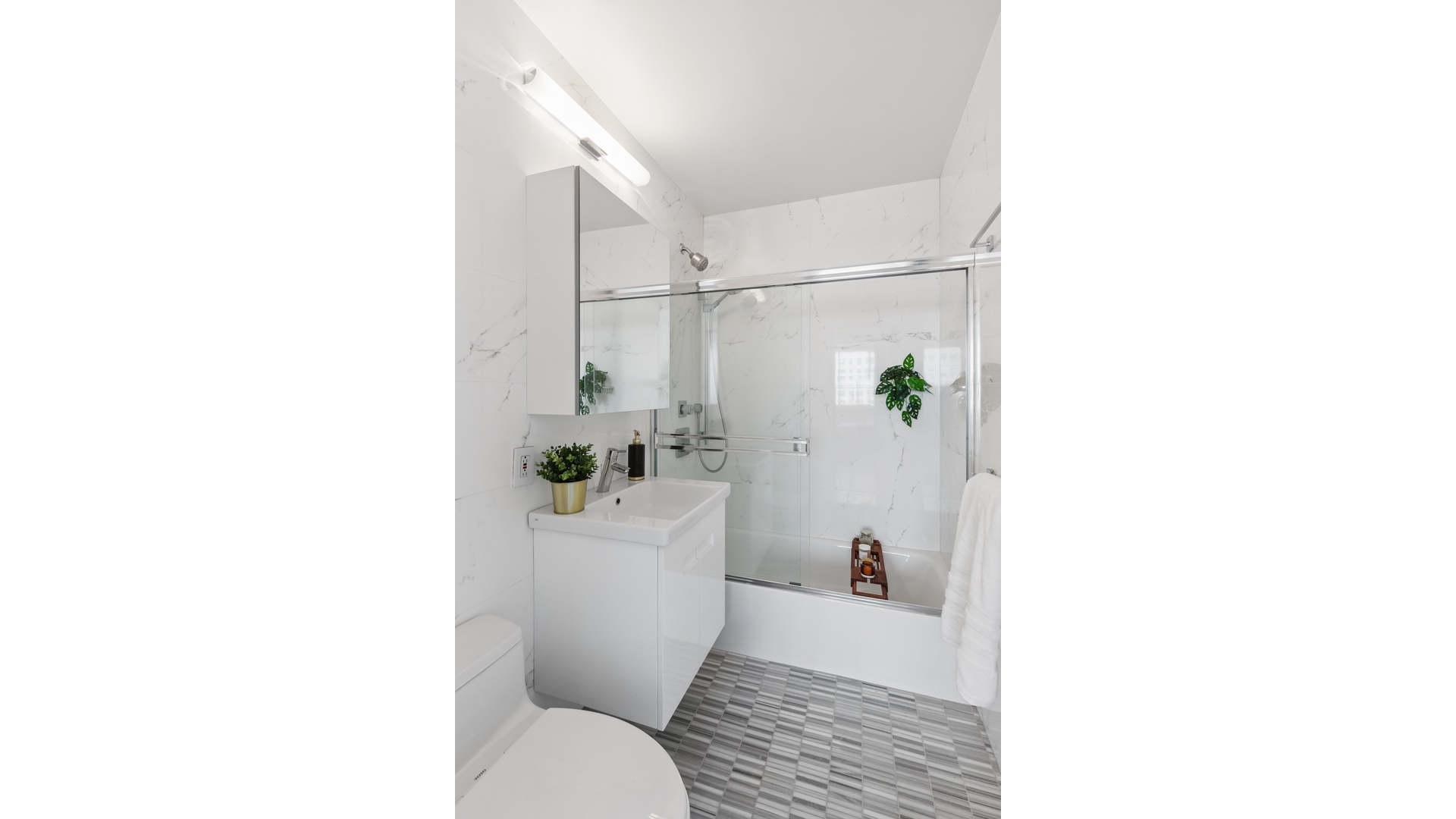 45 West 67th Street Lincoln Square New York NY 10023