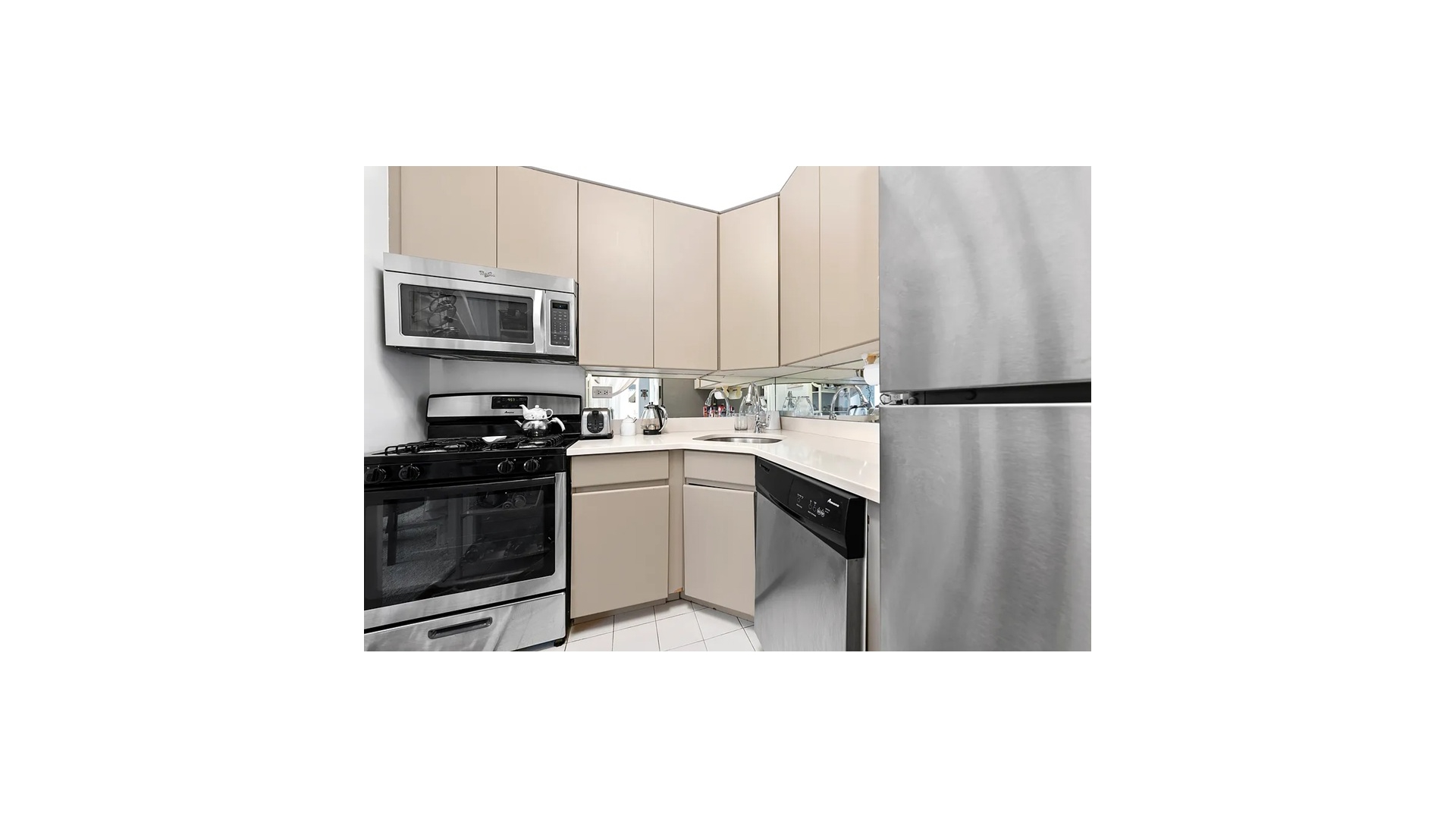 400 East 70th Street 3302 Upper East Side New York NY 10021