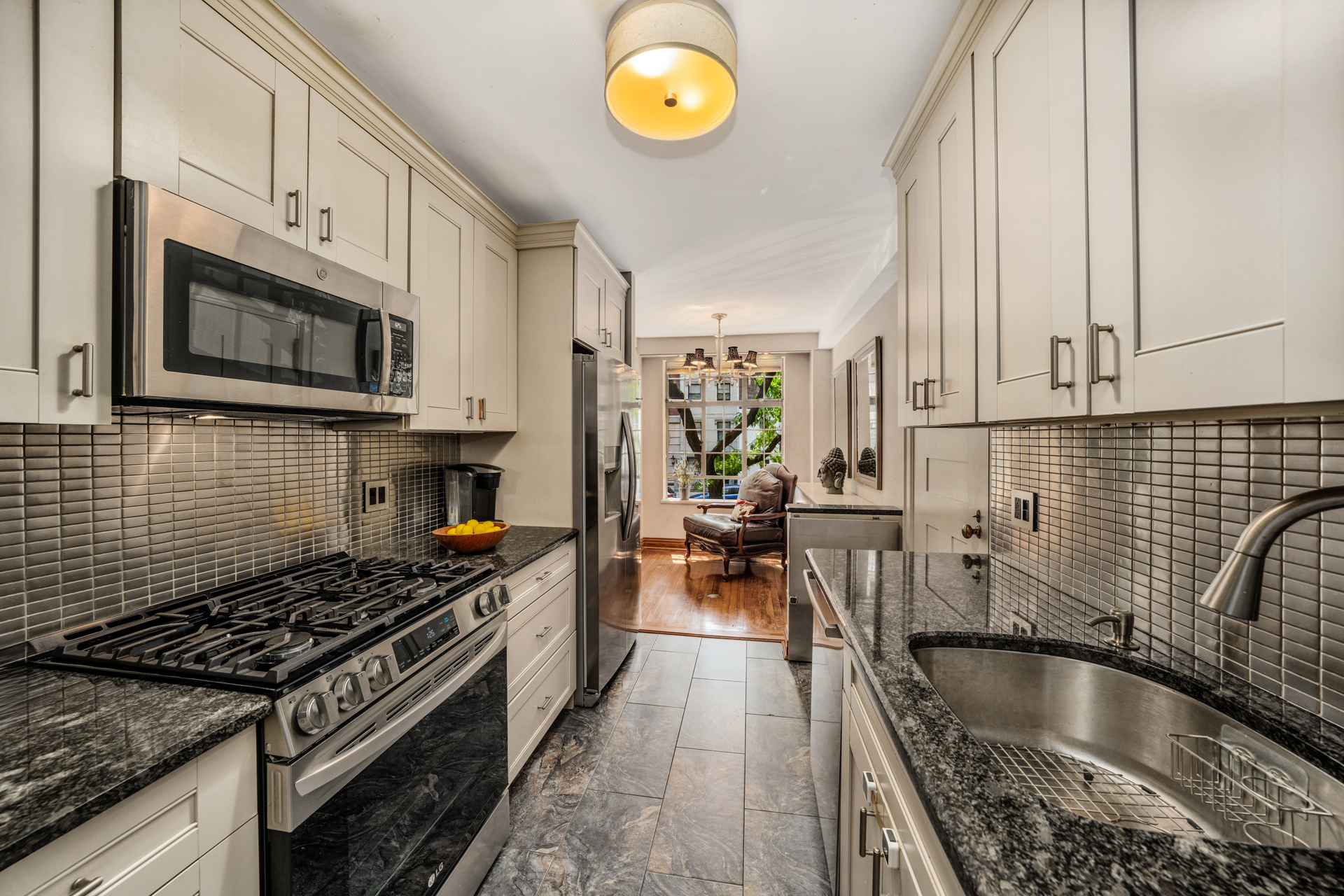 325 East 72nd Street 2D Upper East Side New York NY 10021