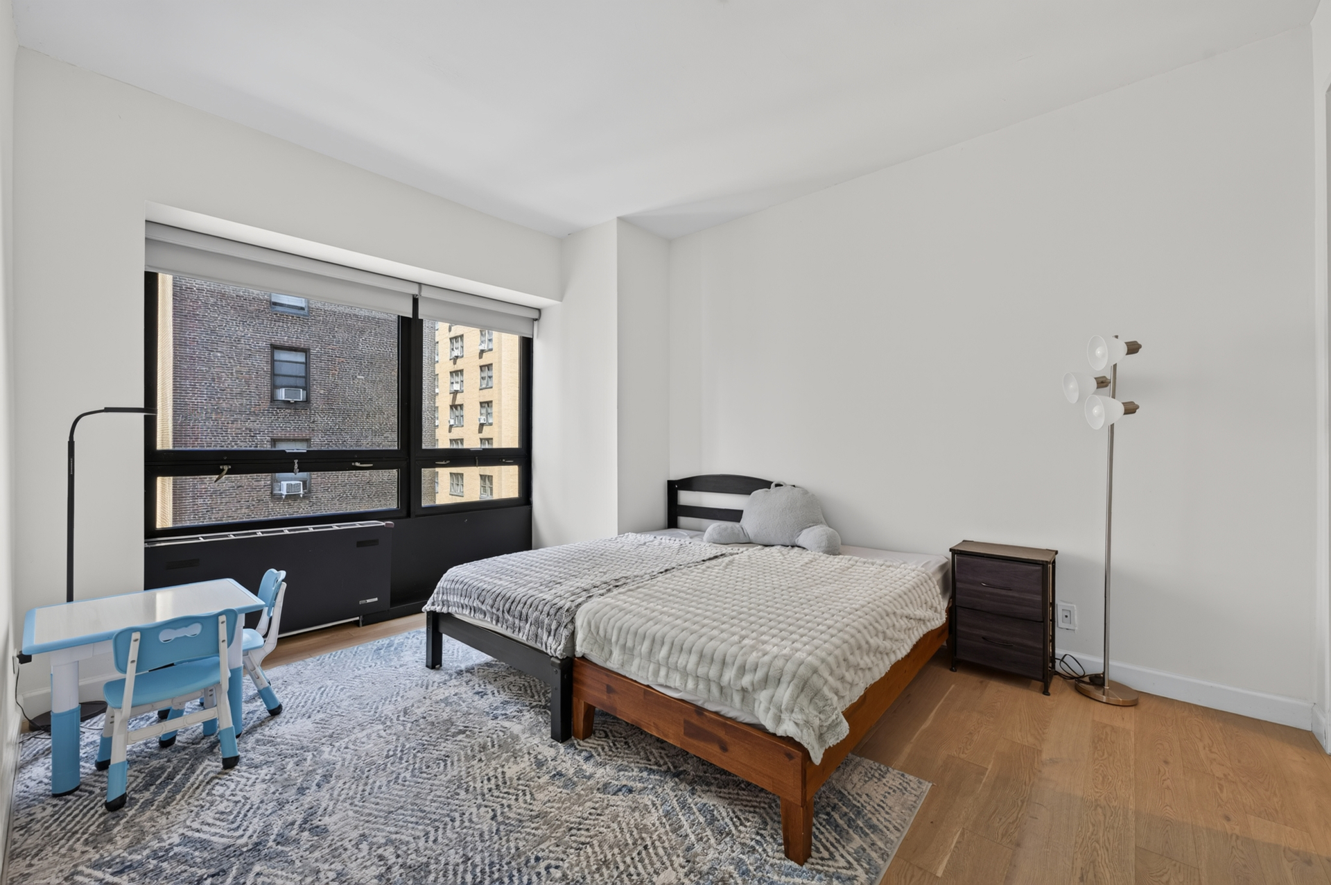 415 East 54th Street 10C Sutton Place New York NY 10022