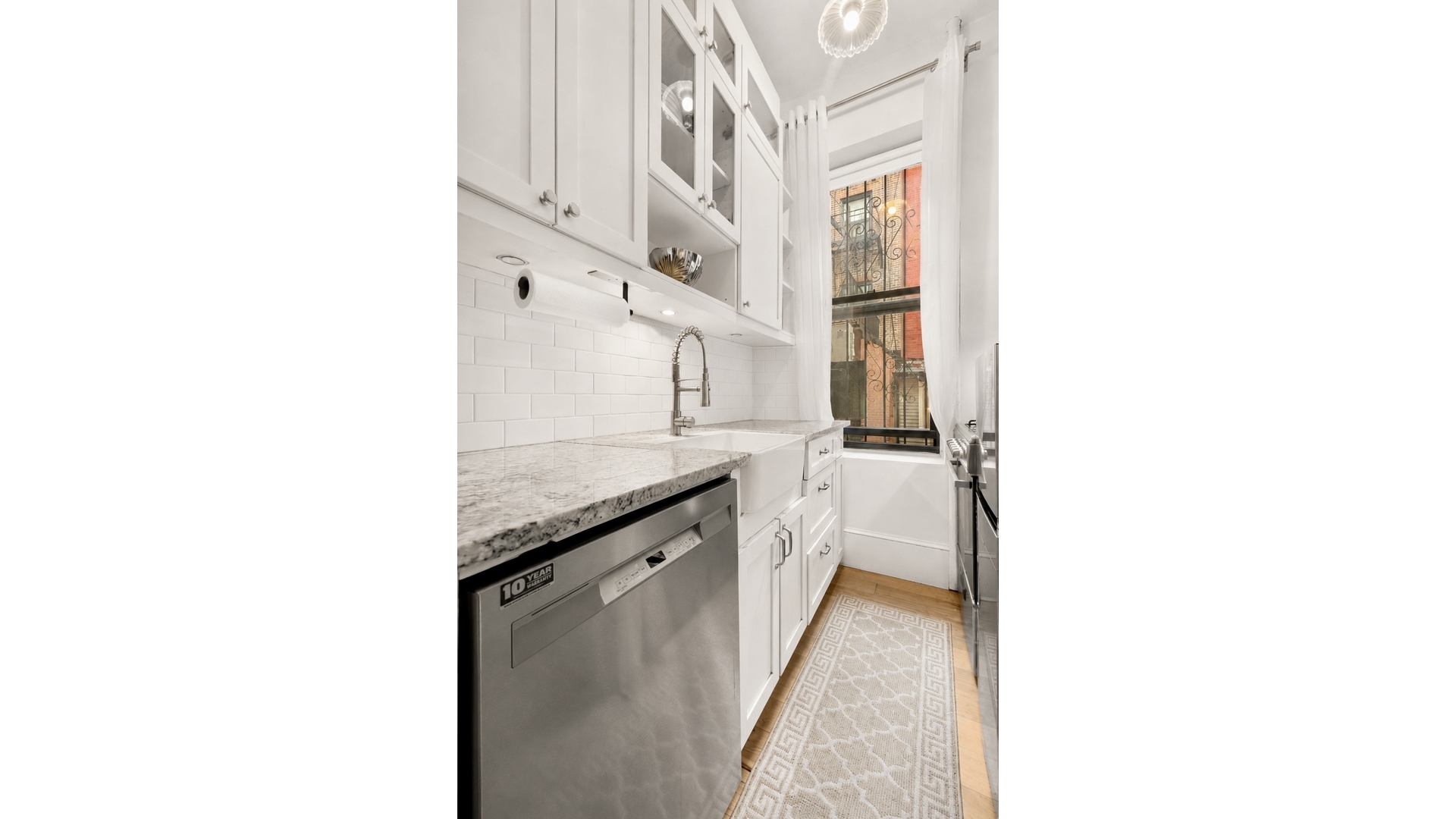 96 Perry Street B2 W. Greenwich Village New York NY 10014