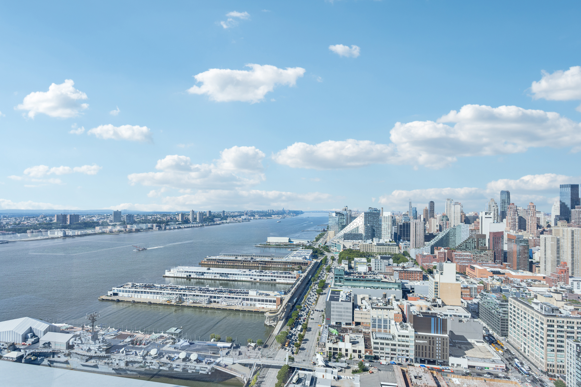635 West 42nd Street 40D Clinton New York NY 10036
