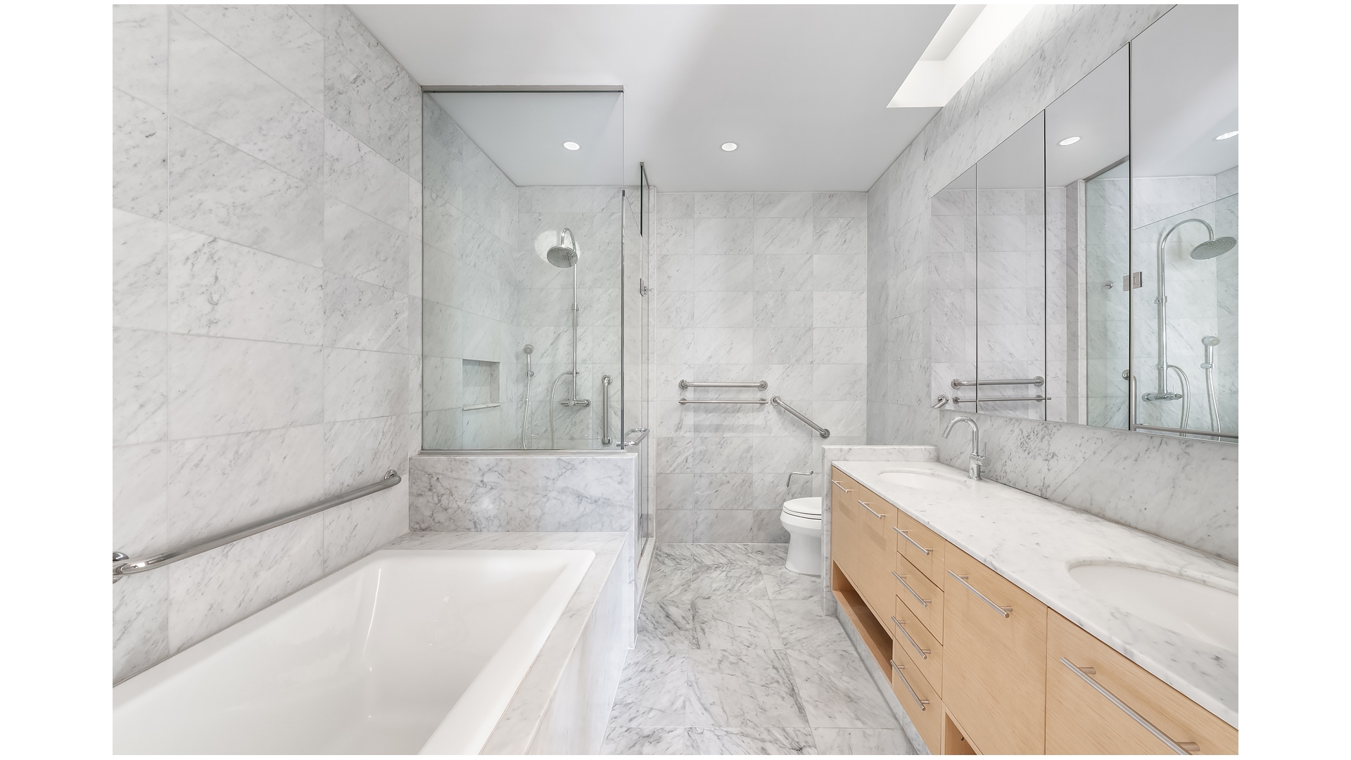 310 East 53rd Street 19A Turtle Bay New York NY 10022