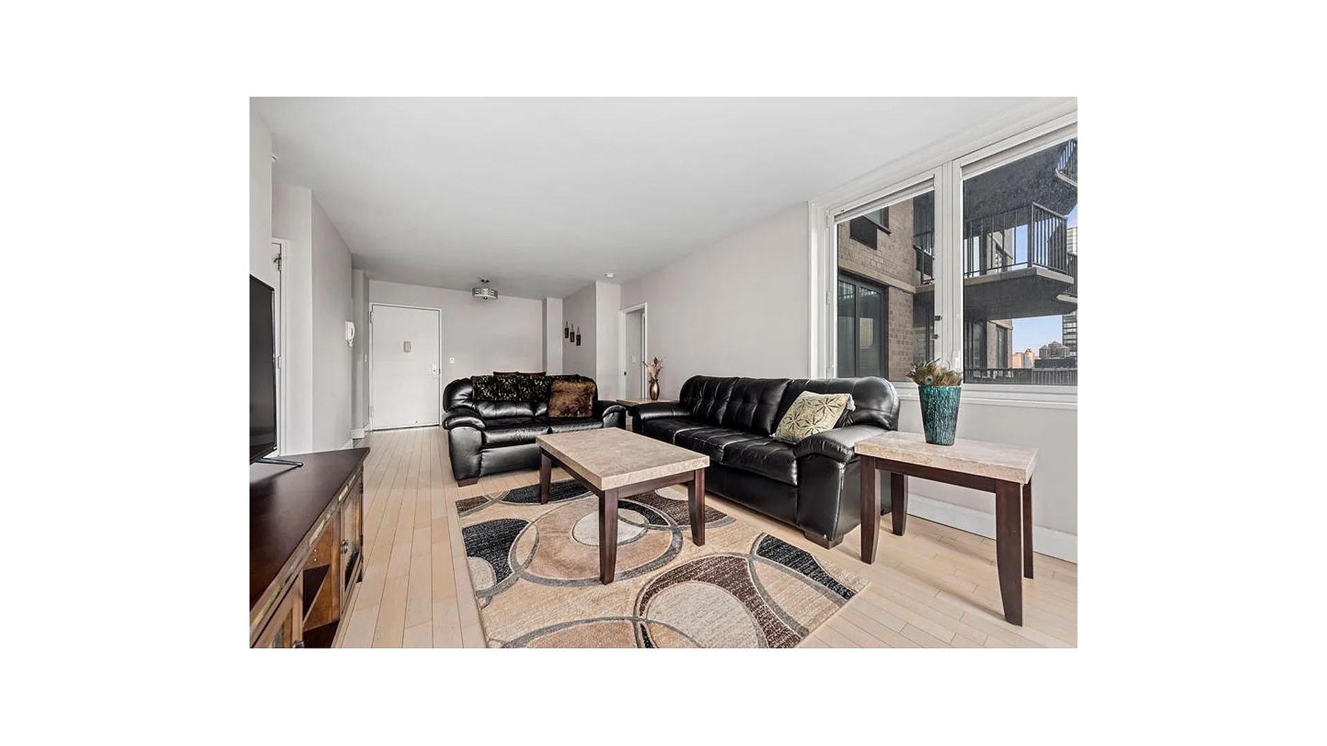 212 East 47th Street 23G Turtle Bay New York NY 10017