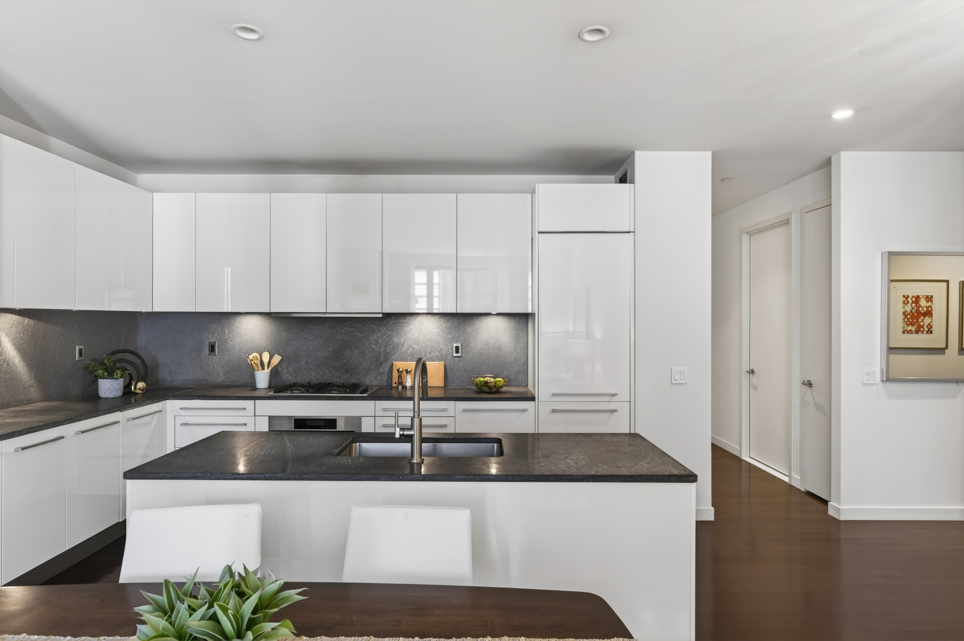 4 West 21st Street 7B Flatiron District New York NY 10010