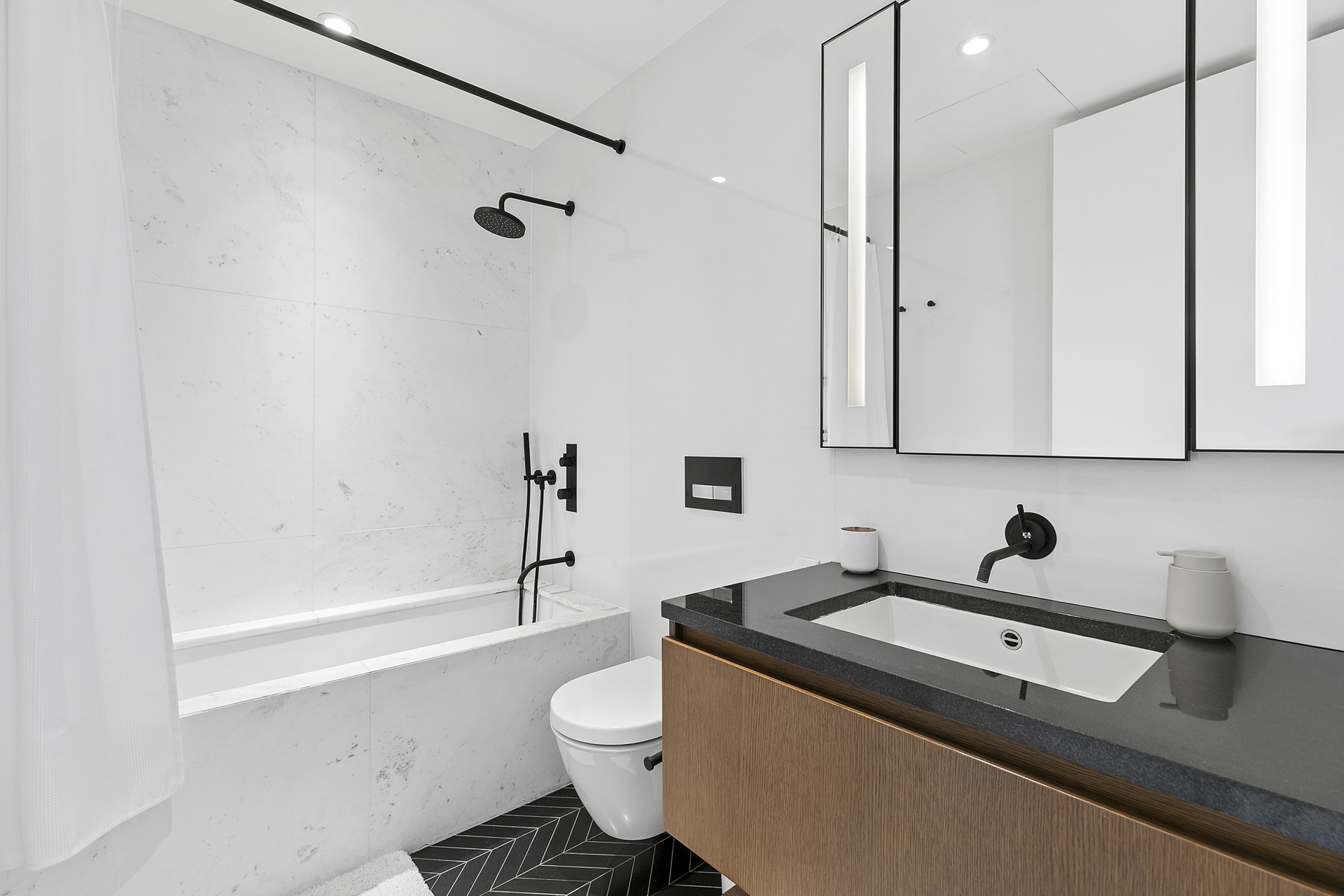 570 Broome Street 11B Soho New York NY 10013