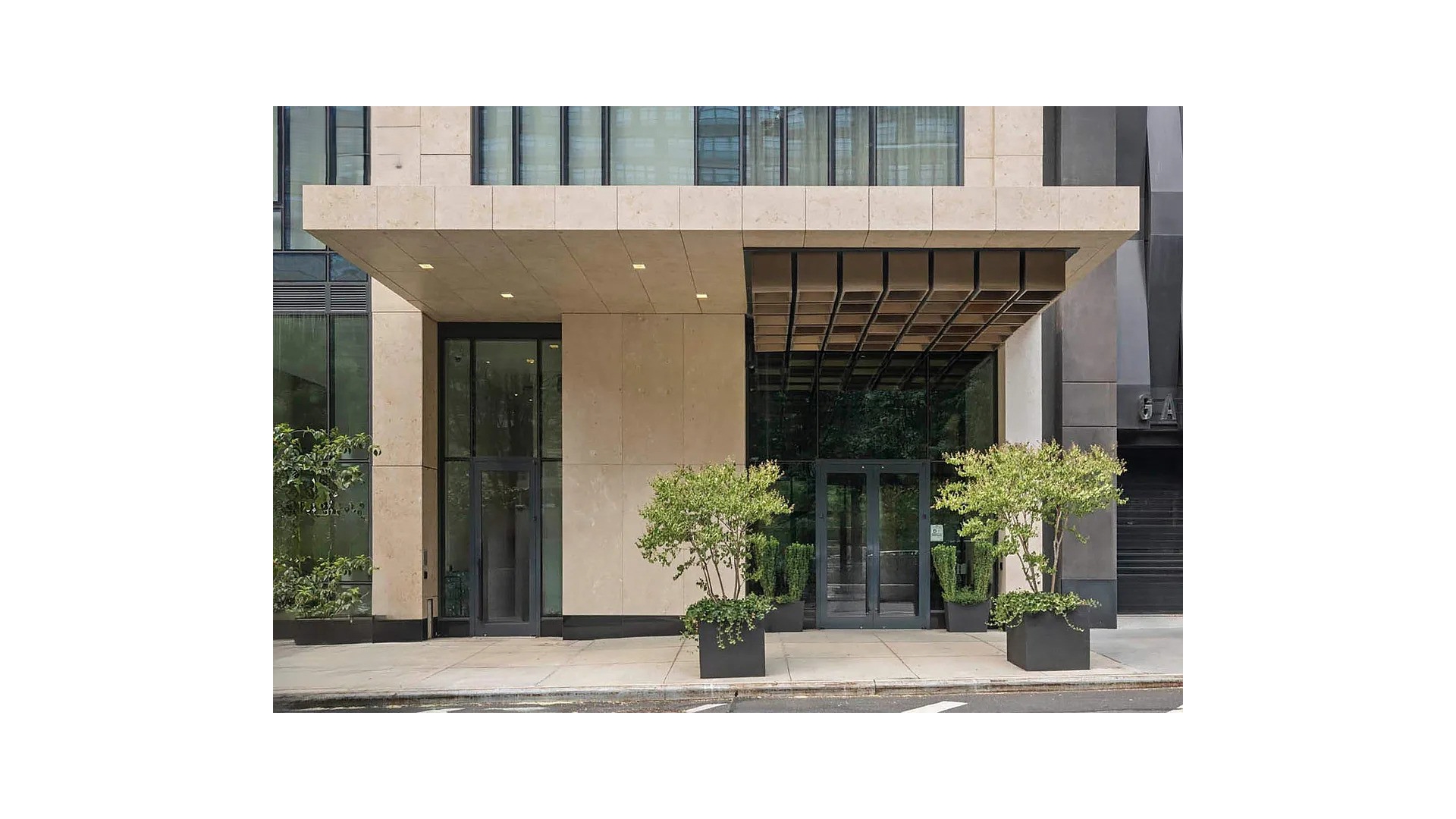 570 Broome Street 11B Soho New York NY 10013