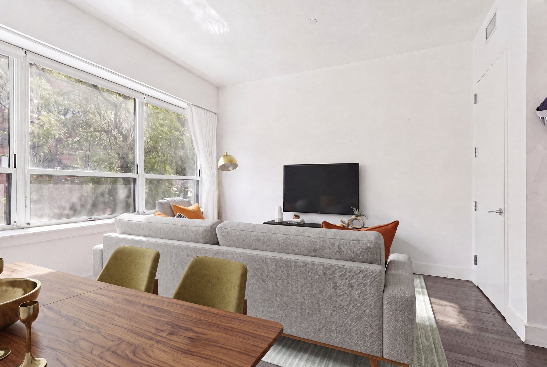 416 West 52nd Street 317 Clinton New York NY 10019