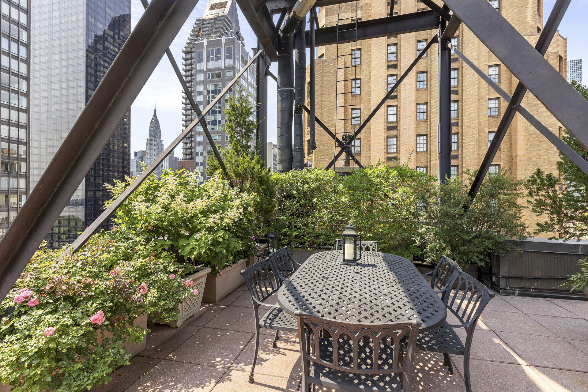 10 Mitchell Place Beekman Place New York NY 10017