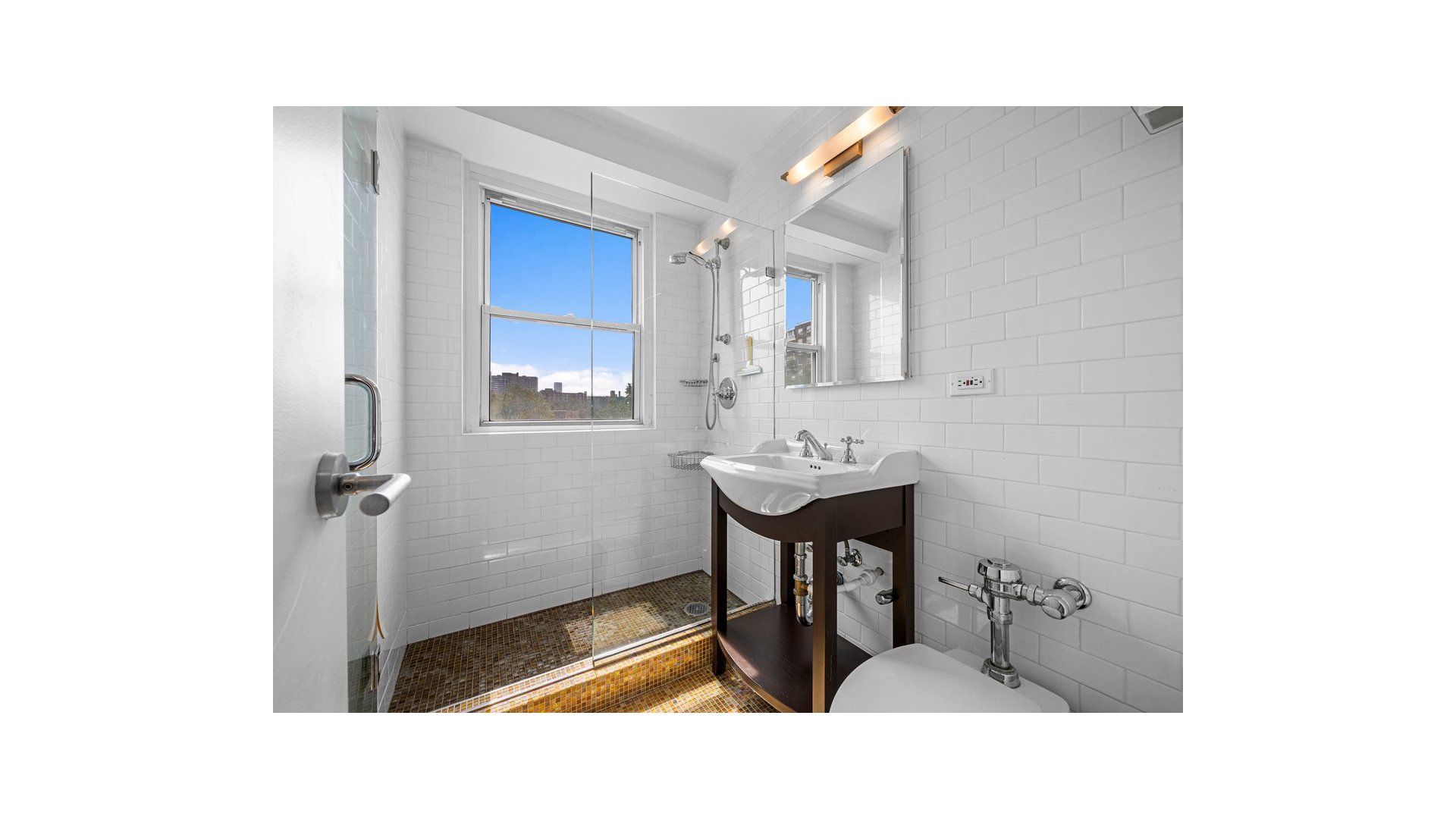 2575 Palisade Avenue 12AB Spuyten Duyvil Bronx NY 10463