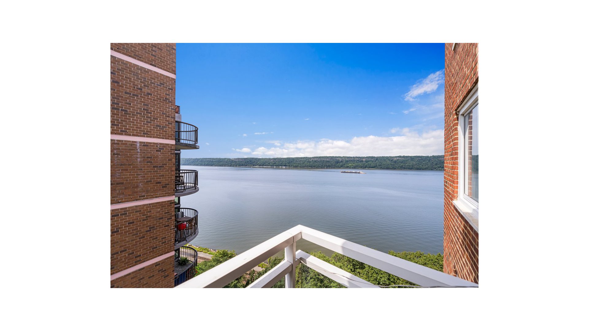 2575 Palisade Avenue 12AB Spuyten Duyvil Bronx NY 10463