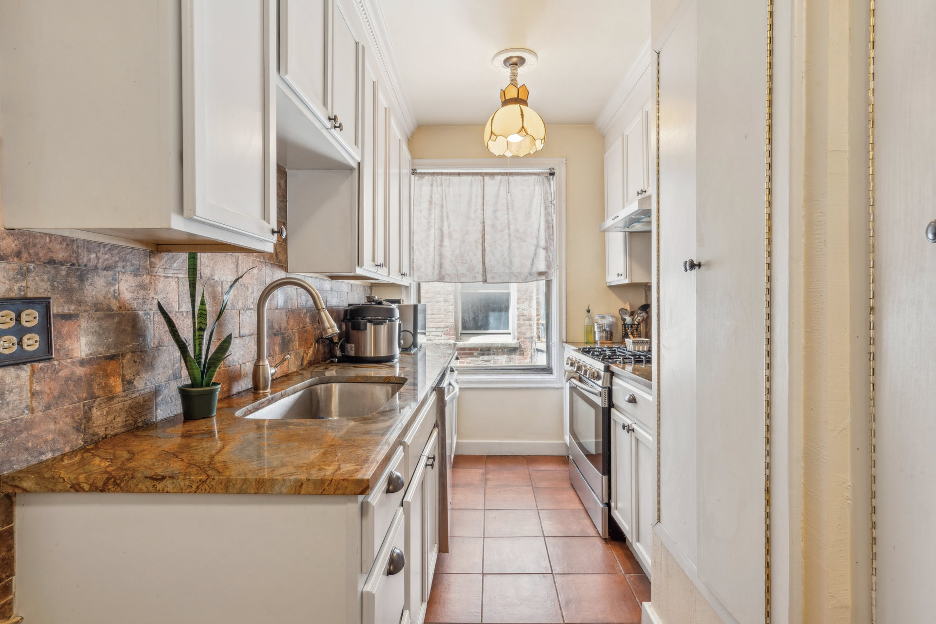 1075 Grand Concourse 4G Concourse Bronx NY 10452