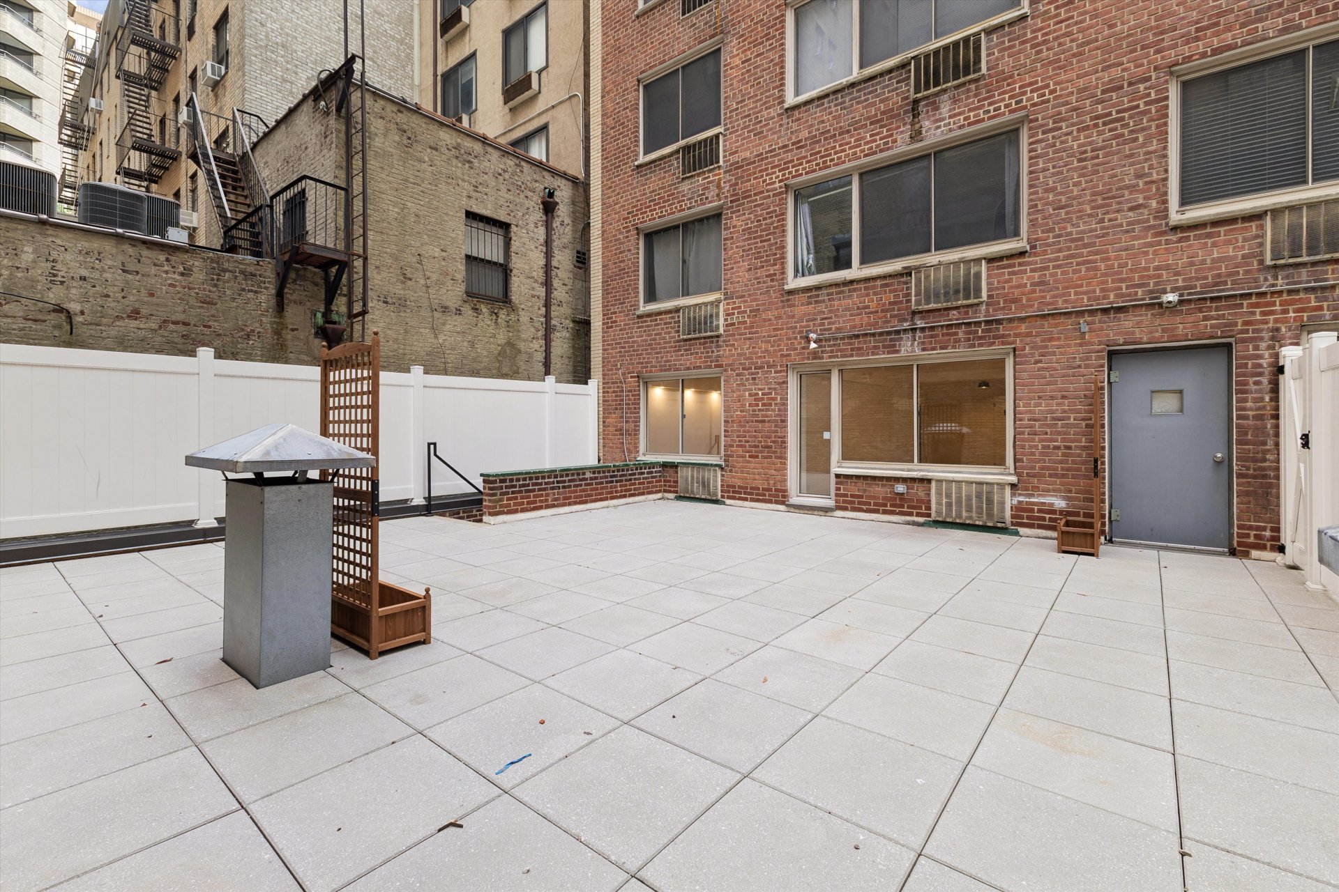 225 East 46th Street 1B Turtle Bay New York NY 10017