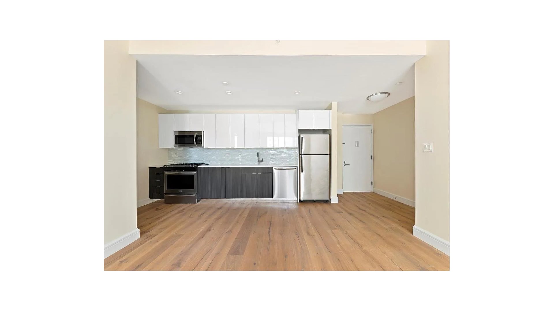 25-21 43rd Avenue 802 Long Island City Queens NY 11101