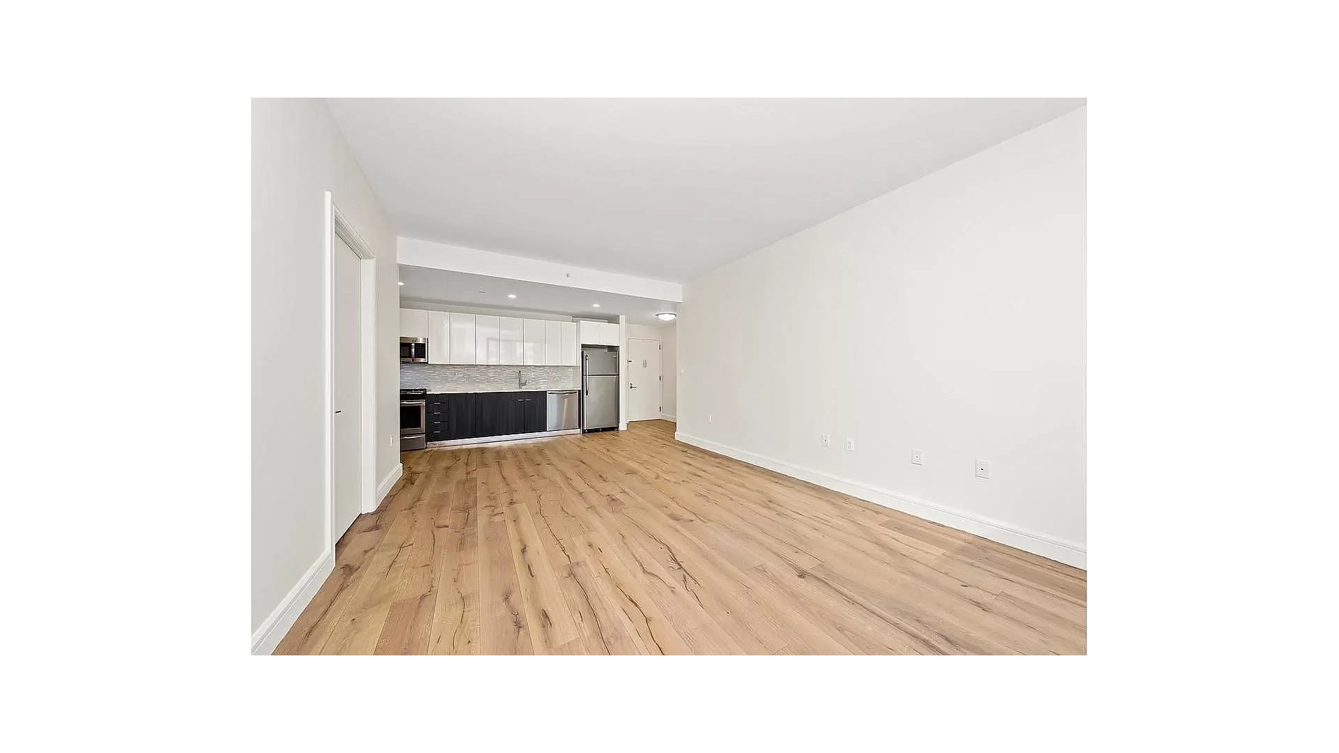 25-21 43rd Avenue 802 Long Island City Queens NY 11101
