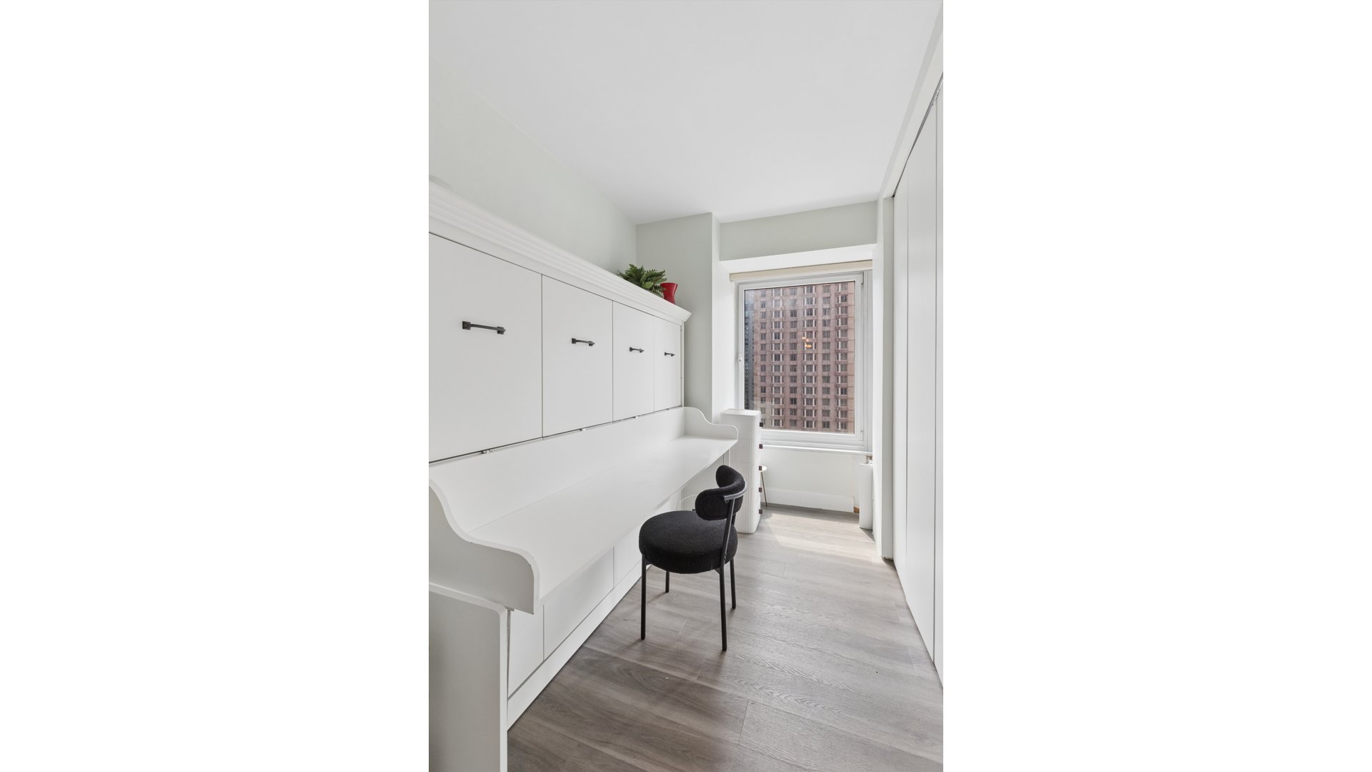 150 West 56th Street 2810 Midtown West New York NY 10019