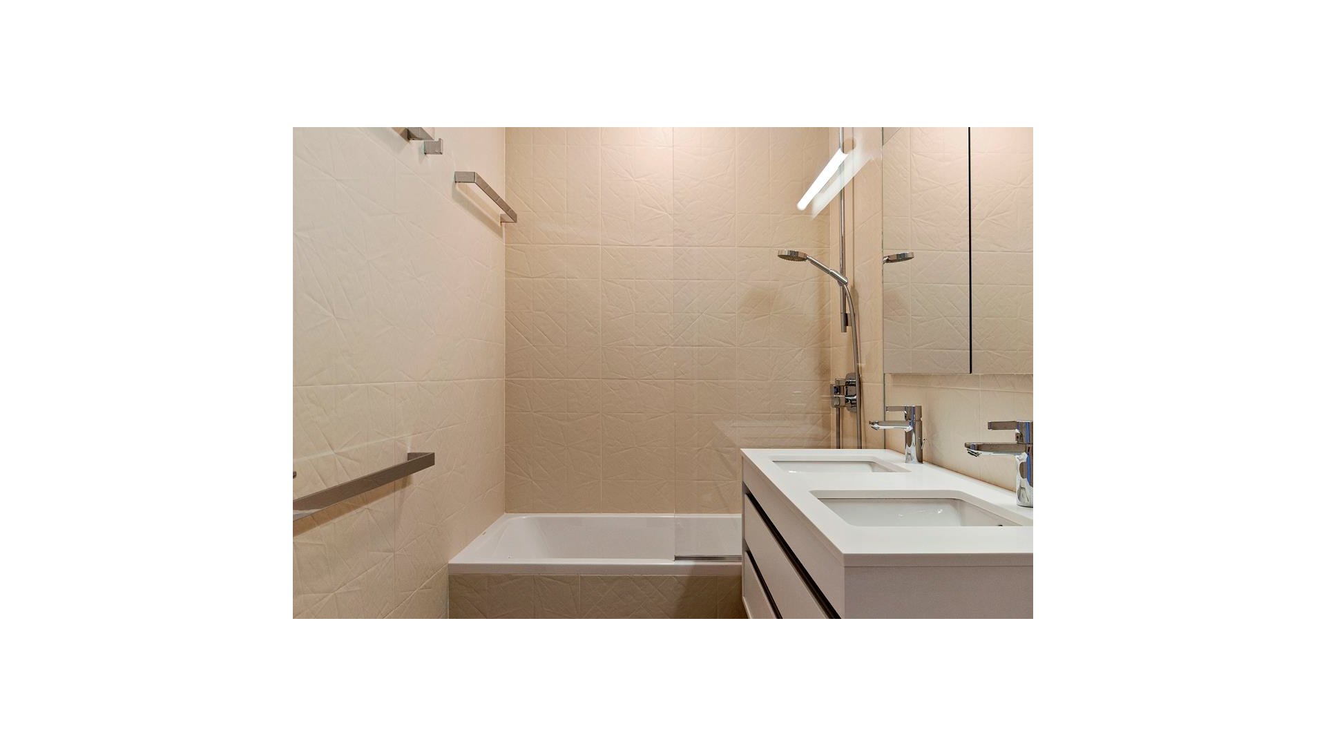 860 Lexington Avenue Upper East Side New York NY 10065