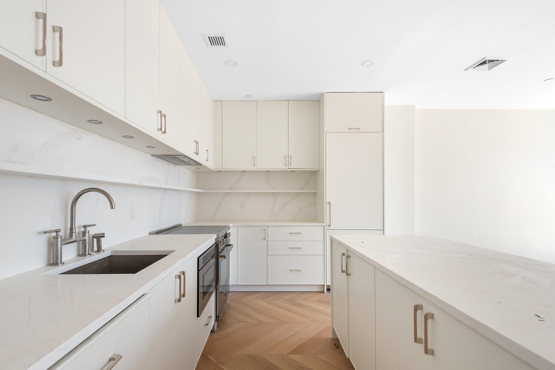 222 16th Street 2E Park Slope Brooklyn NY 11215