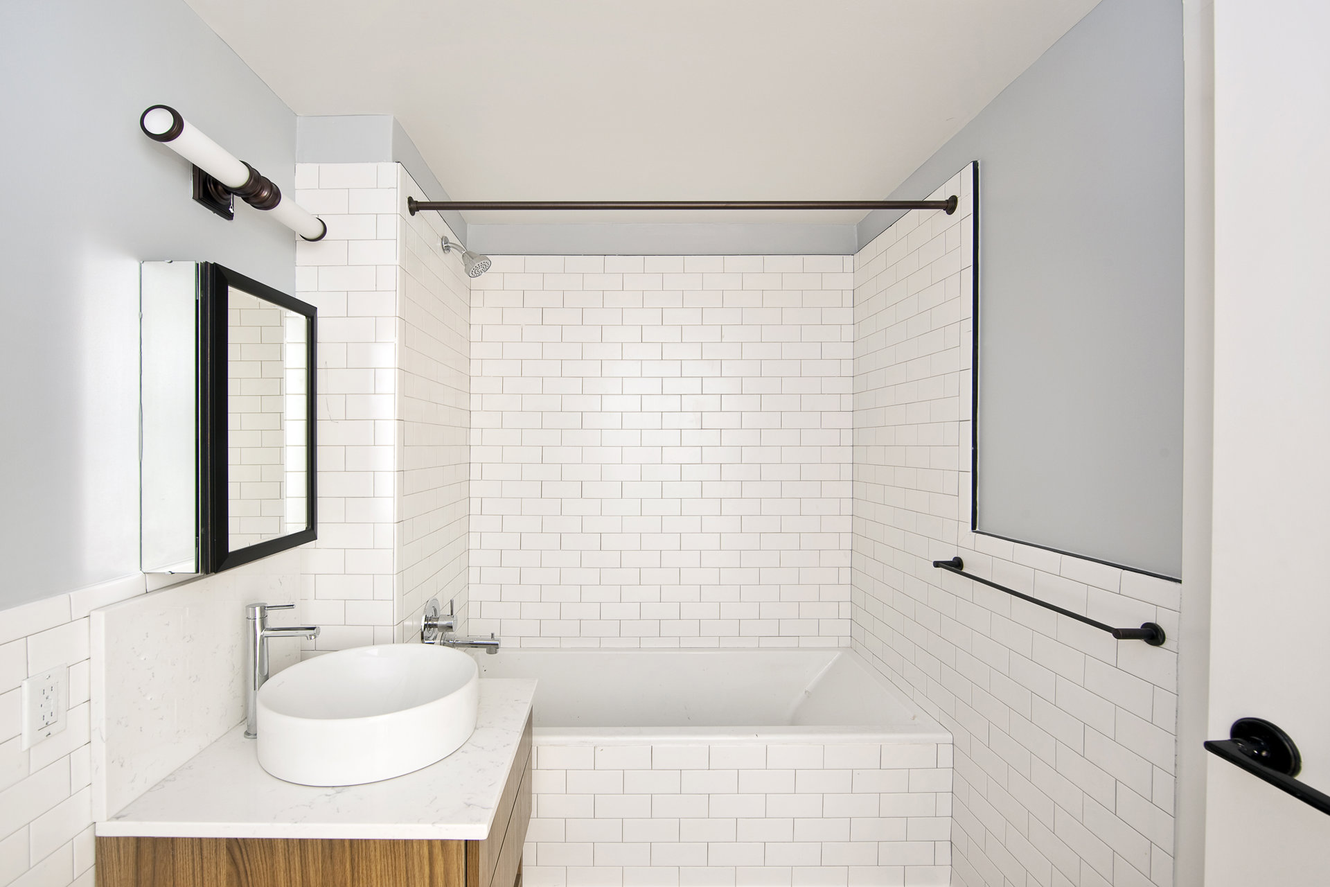 213 Maujer Street 4 East Williamsburg Brooklyn NY 11206