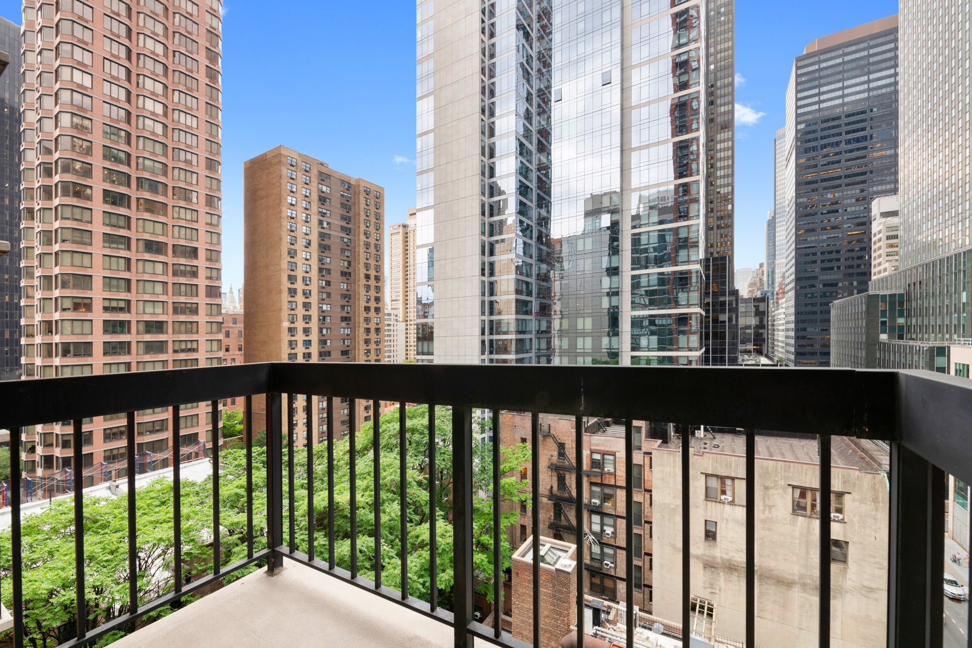 250 East 40th Street 11B Murray Hill New York NY 10016