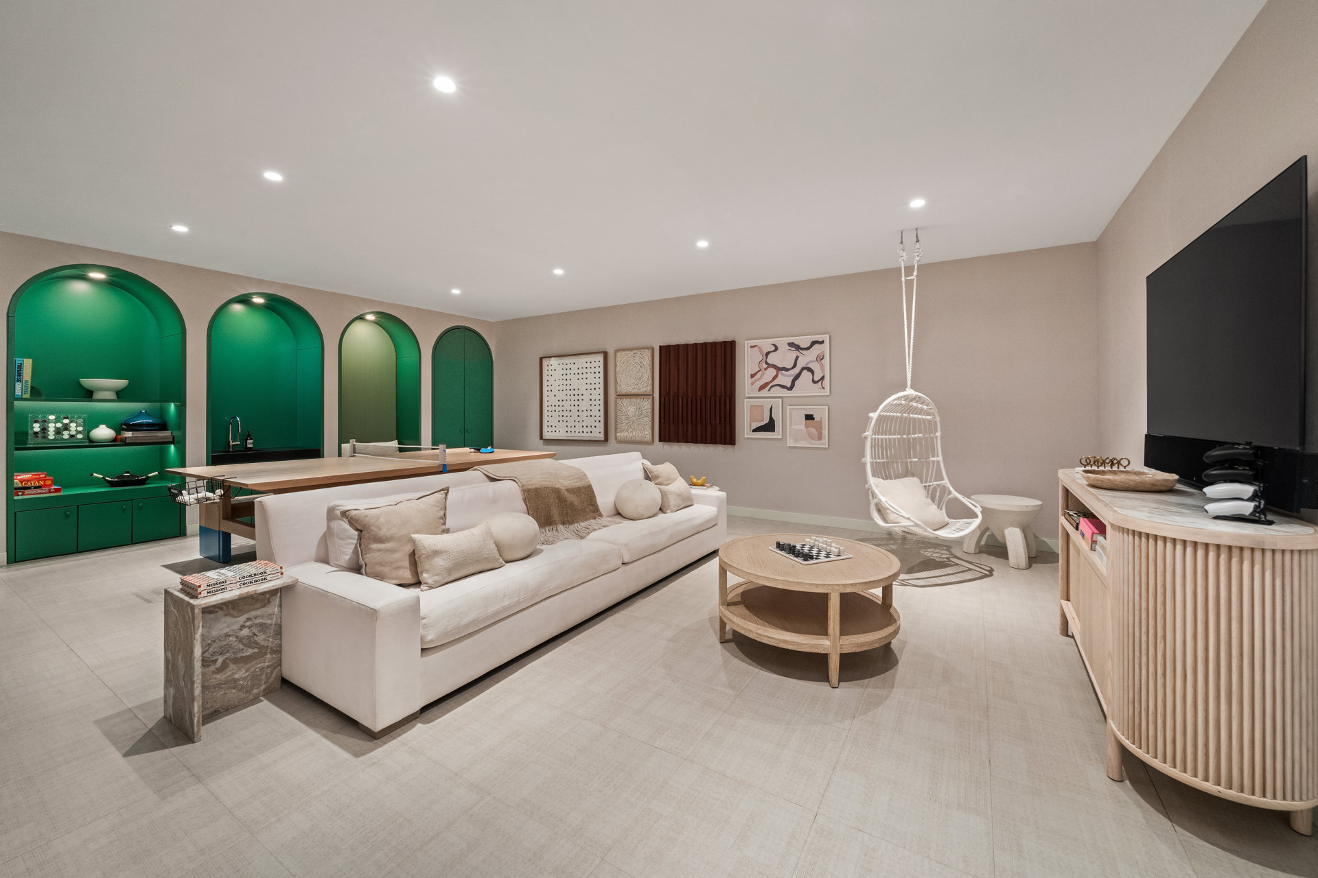 200 East 83rd Street 32B Upper East Side New York NY 10028