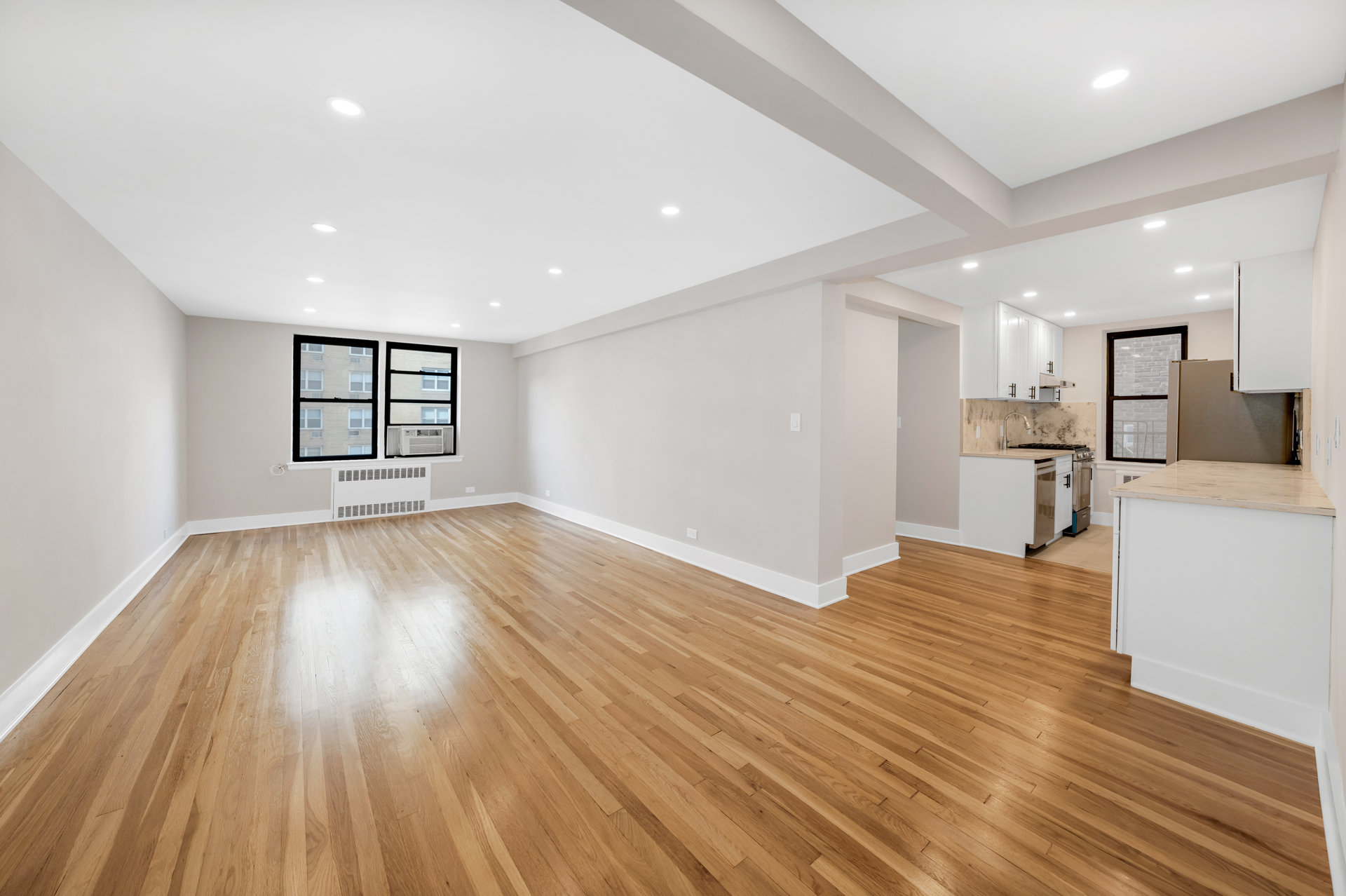 54 East 8th Street 4J Greenwich Village New York NY 10003