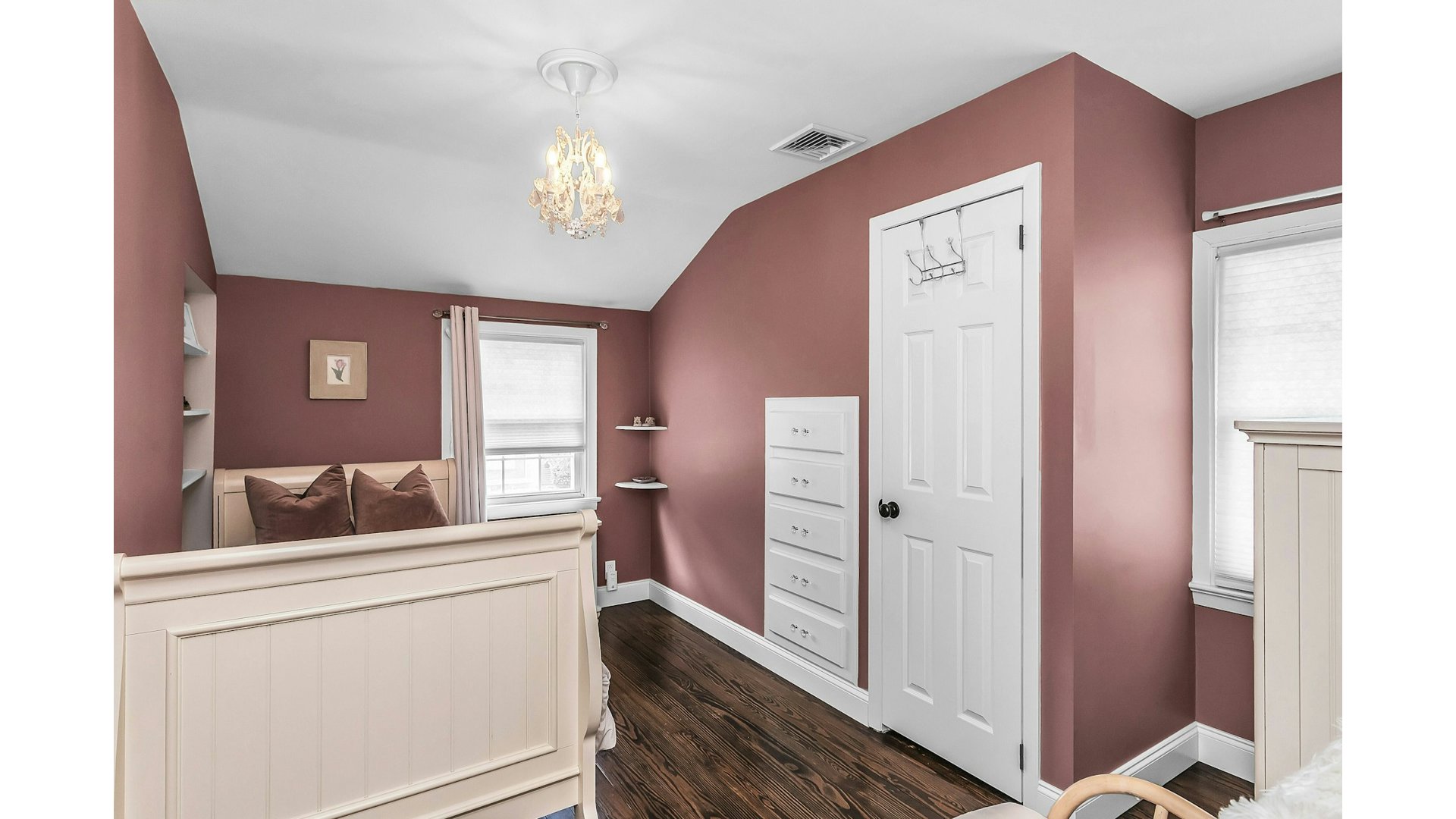 23-37 205th Street Clearview Queens NY 11360