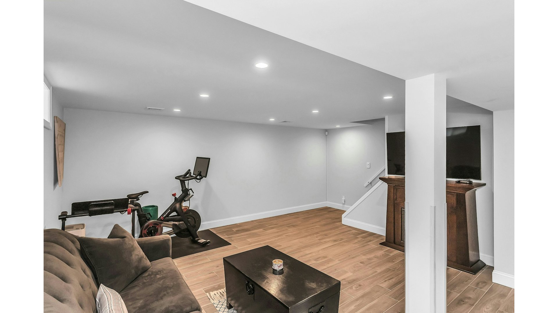 23-37 205th Street Clearview Queens NY 11360
