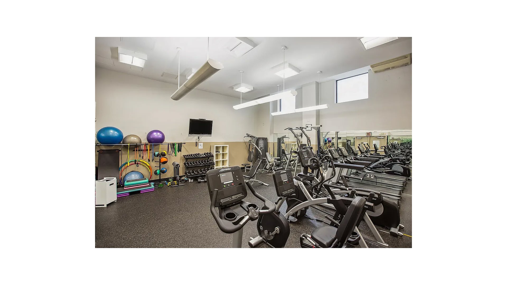 280 Rector Place 7E Battery Park City New York NY 10280