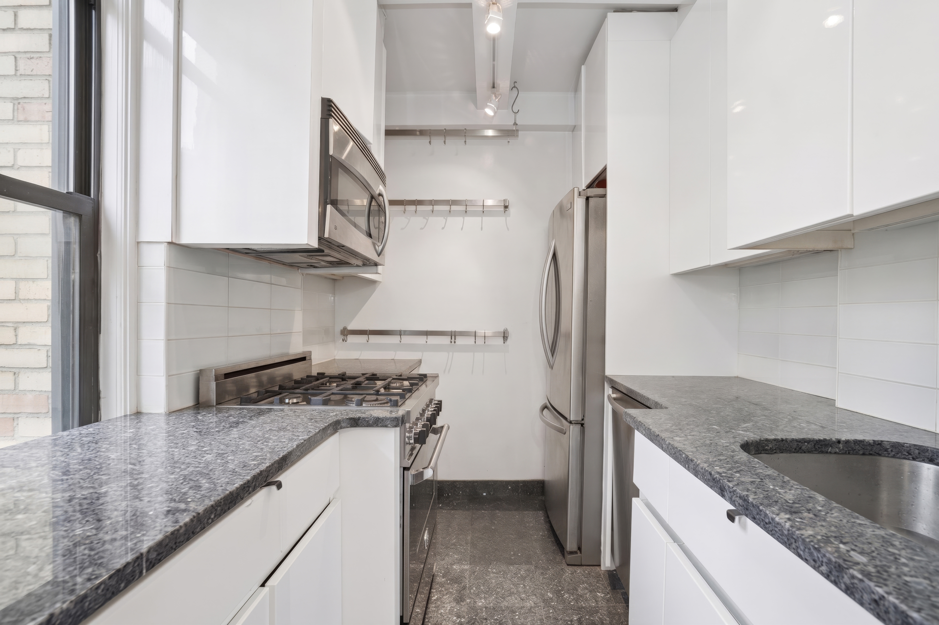 1230 Park Avenue 17A Carnegie Hill New York NY 10128