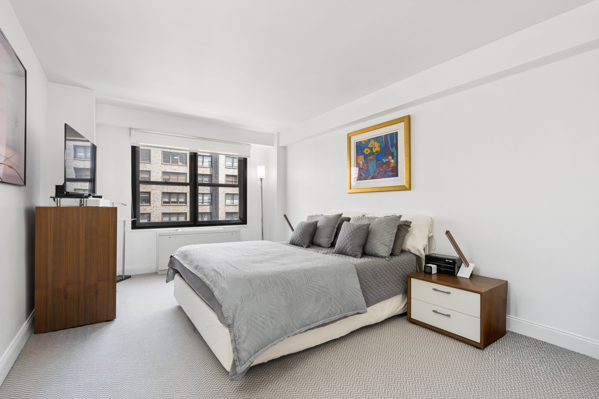 220 East 57th Street 14H Turtle Bay New York NY 10022