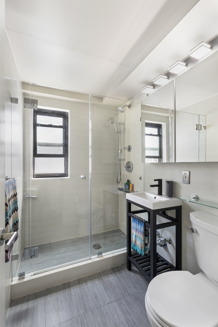 220 East 57th Street 14H Turtle Bay New York NY 10022